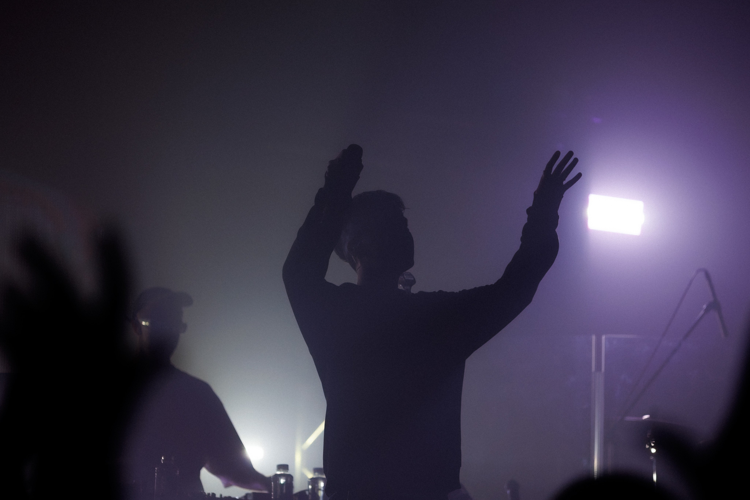 Фотоотчёт и репортаж с концерта группы GAYAZOV$ BROTHER$. Красильников Евгений — профессиональный фотограф в Ростове-на-Дону