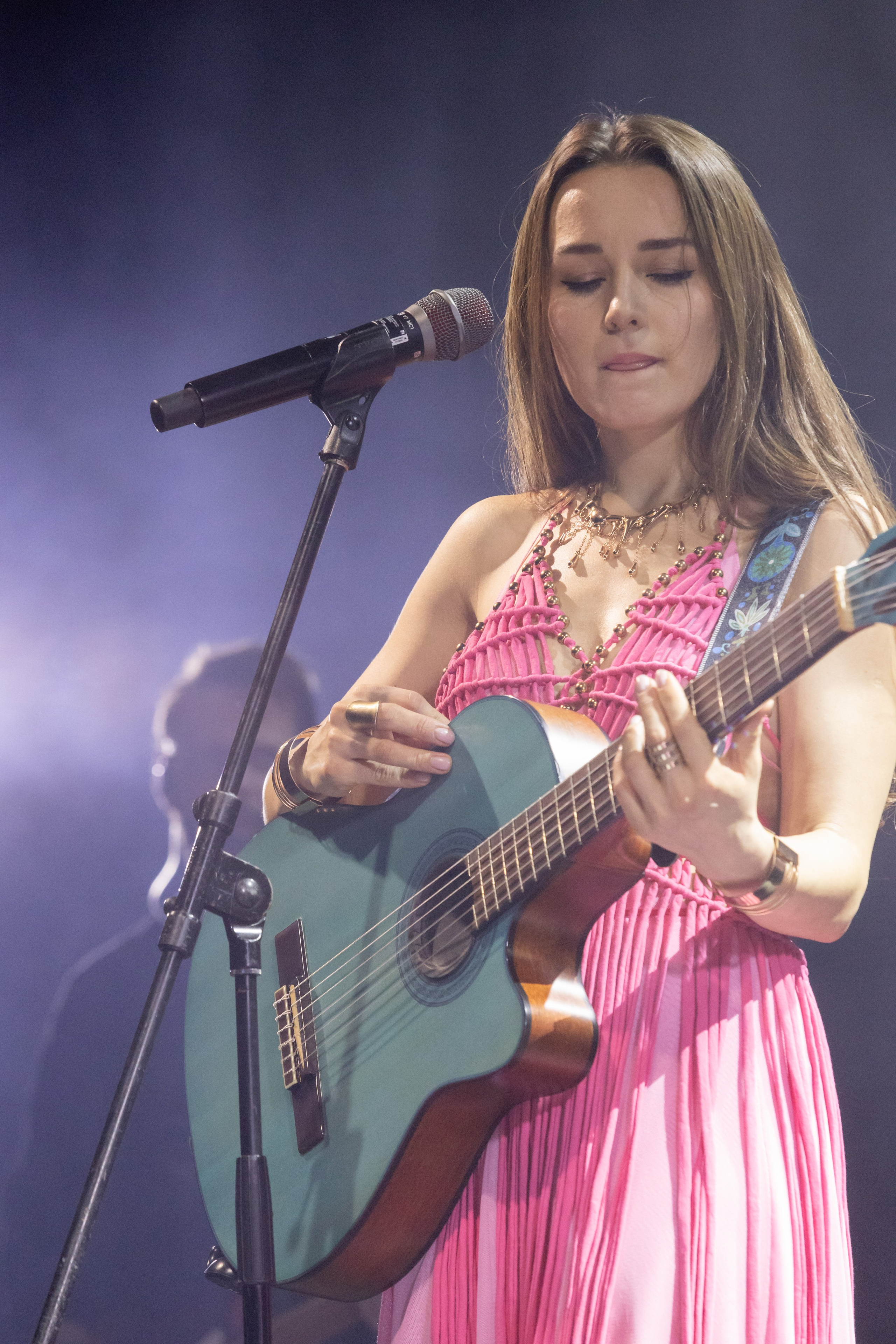 Концерт tAISh в клубе «Аврора» 20.03.2026 (Санкт-Петербург). Портретный фотограф в Санкт-Петербурге Вадим Корнеев