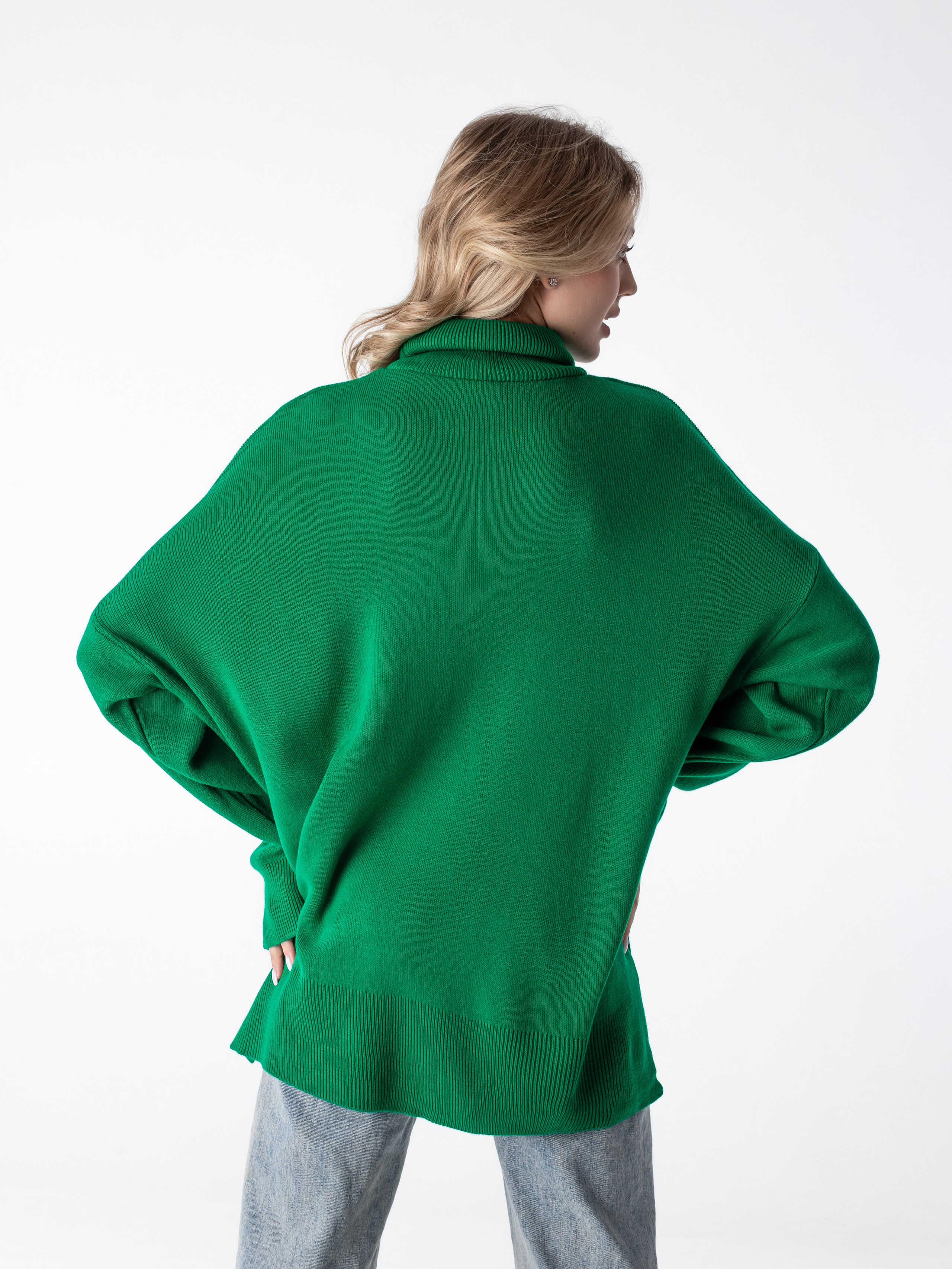 Свитер. Фотограф в Краснодаре Арина Кудряшова