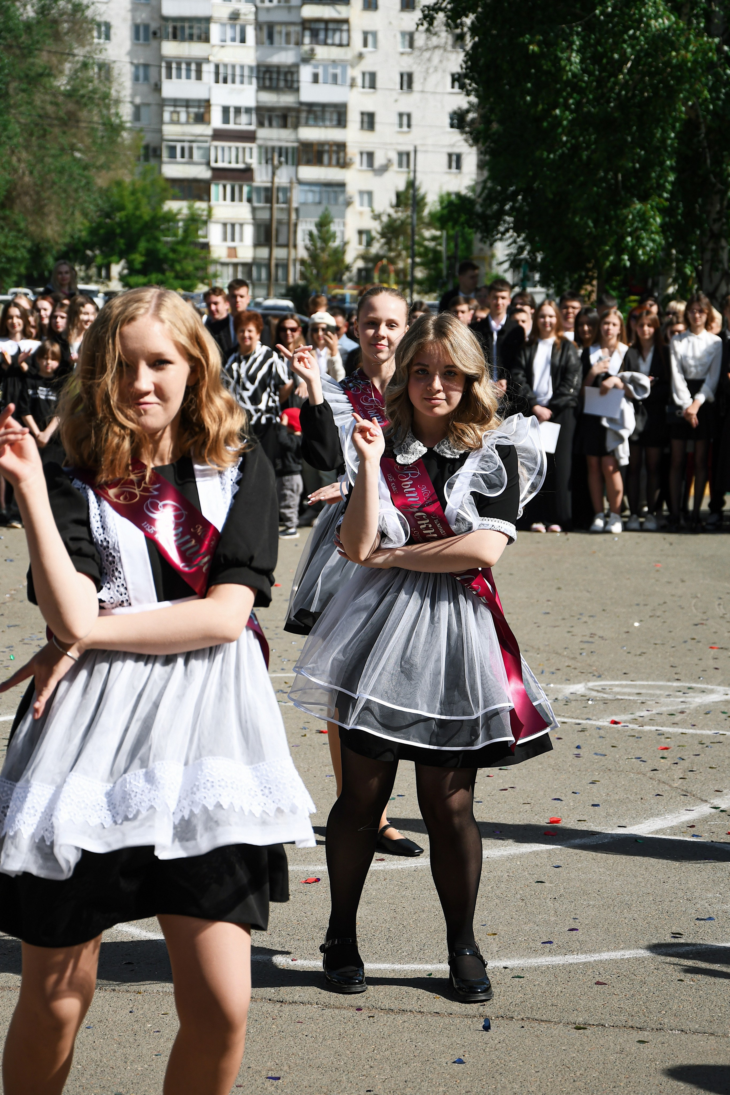 Линейка Гимназия Nº3. Фотограф Оренбург I Кристина Подольская