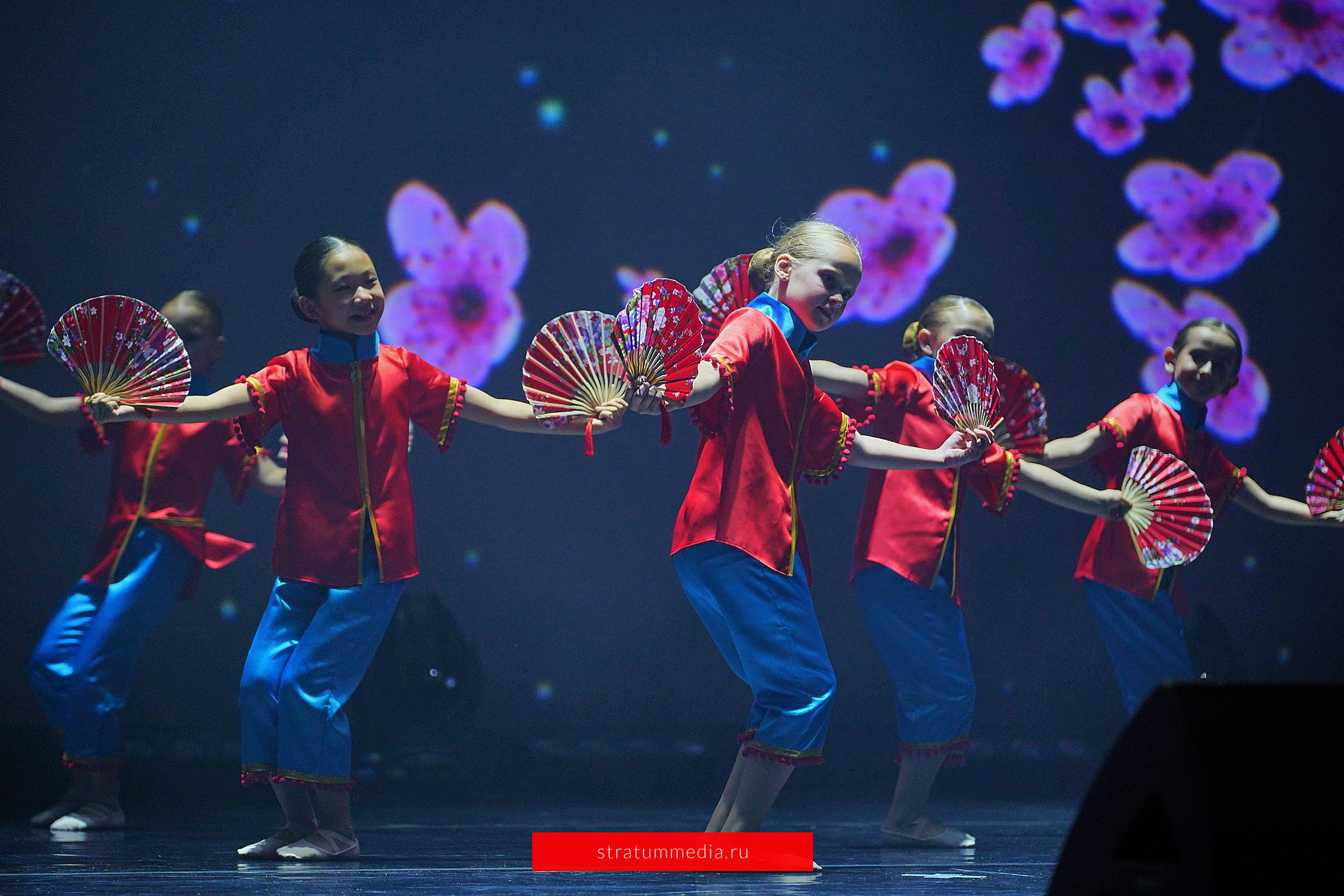 Как я провел День Молодежи и побывал на концерте школы НБС. Stratum Media — Фото-Видео Съемки