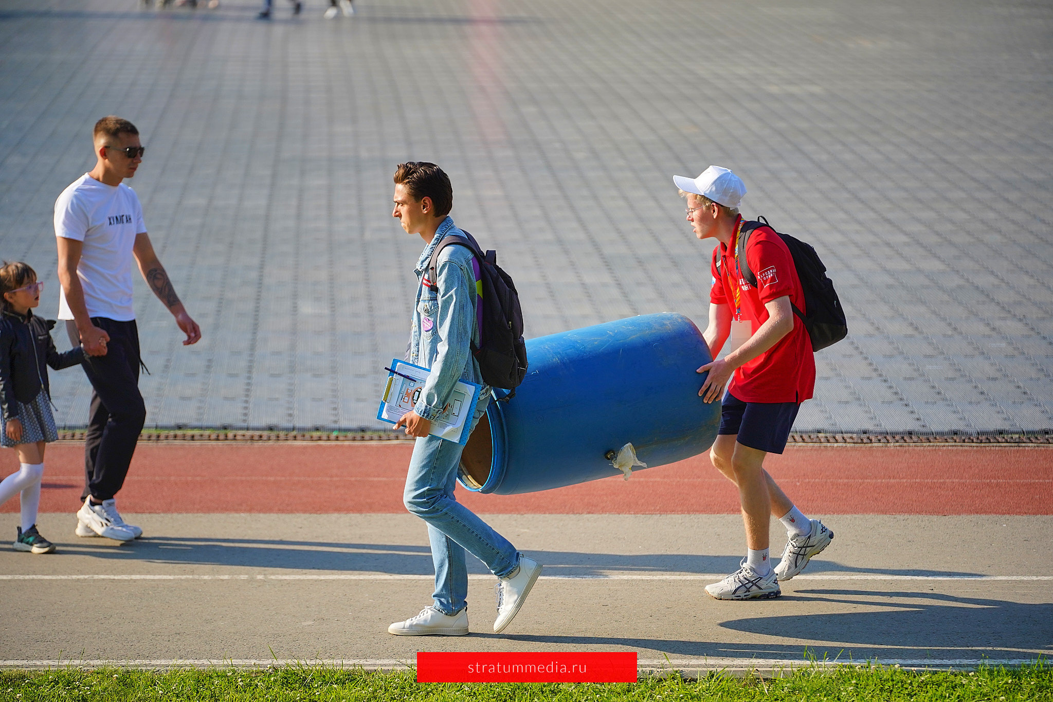 Как я провел День Молодежи и побывал на концерте школы НБС. Stratum Media — Фото-Видео Съемки