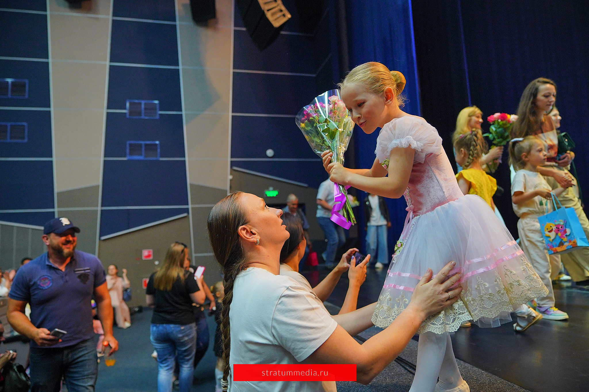 Как я провел День Молодежи и побывал на концерте школы НБС. Stratum Media — Фото-Видео Съемки