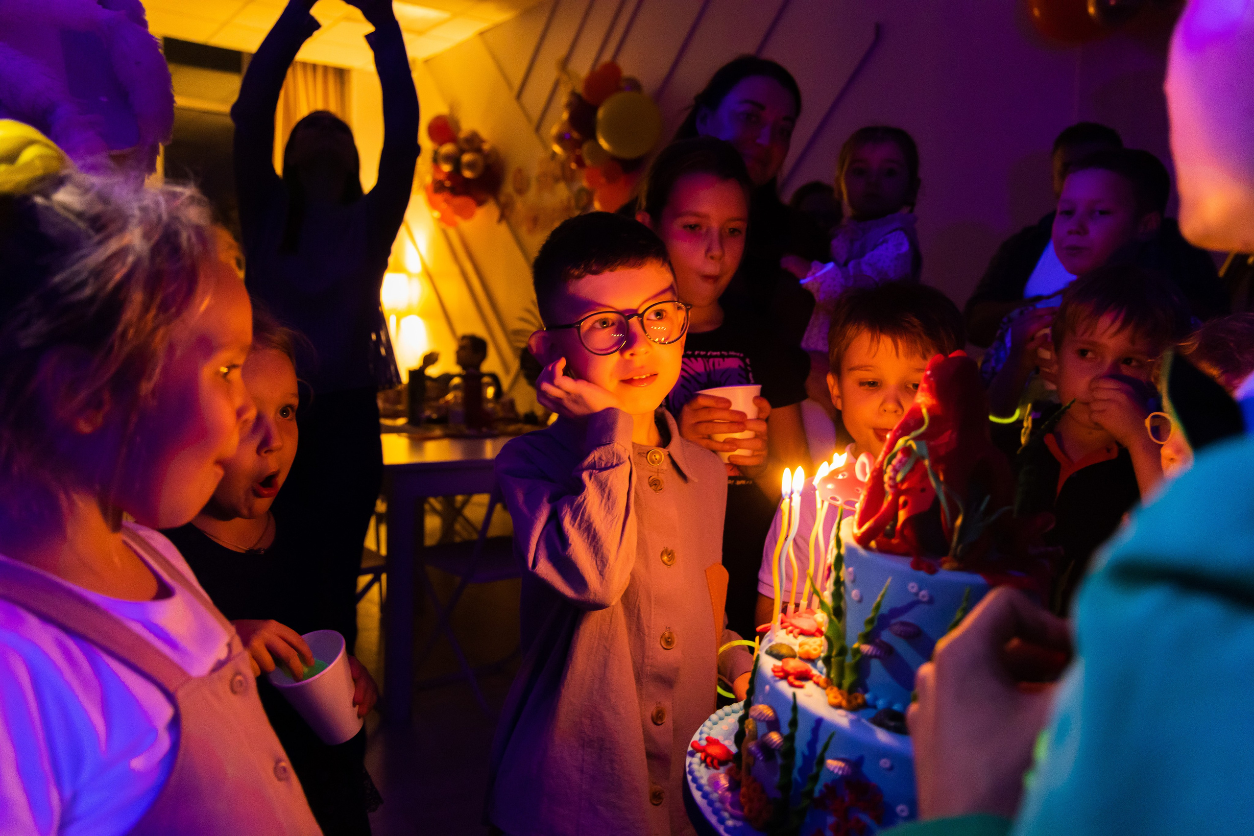 Неоновое День рождения. Семейный и детский фотограф в городе Подолск МО Крылова Ирина