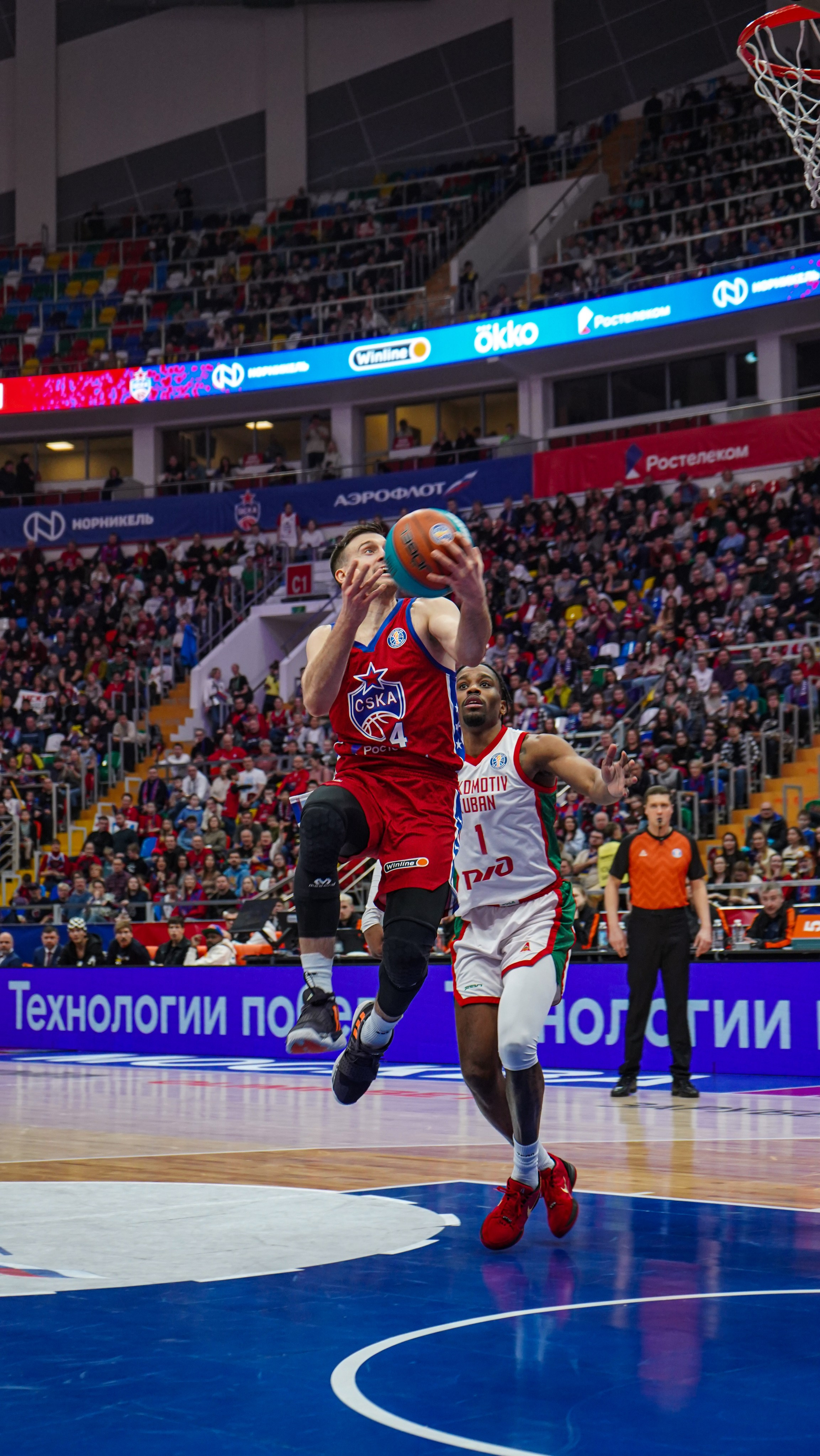 Баскетбол. ЦСКА-Локомотив Кубань (19.01.25). Автомобильный фотограф Шакая Кирилл