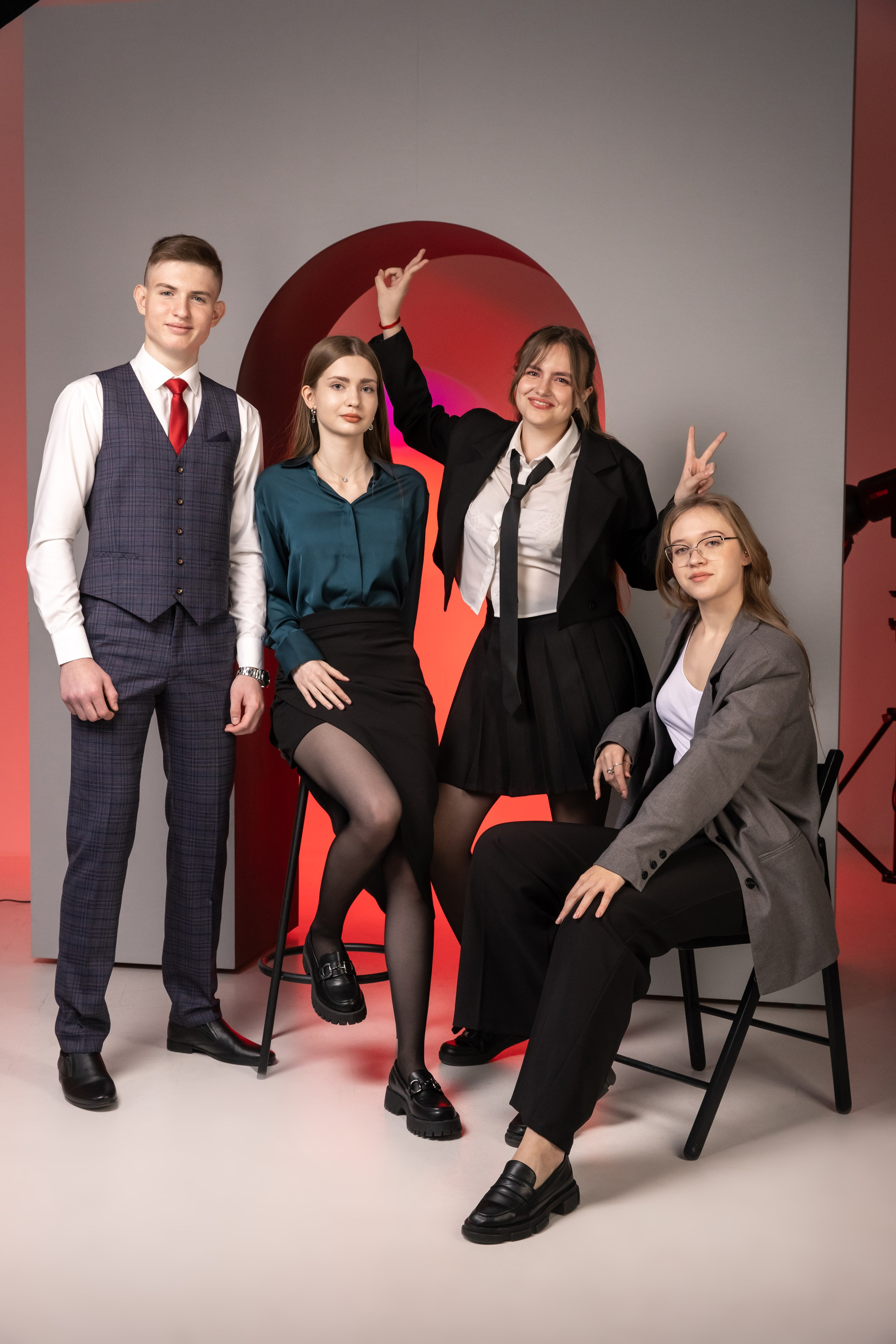 Групповые фото для старших классов в фотостудии. Выпускные альбомы Евгении Виноградовой г. Липецк