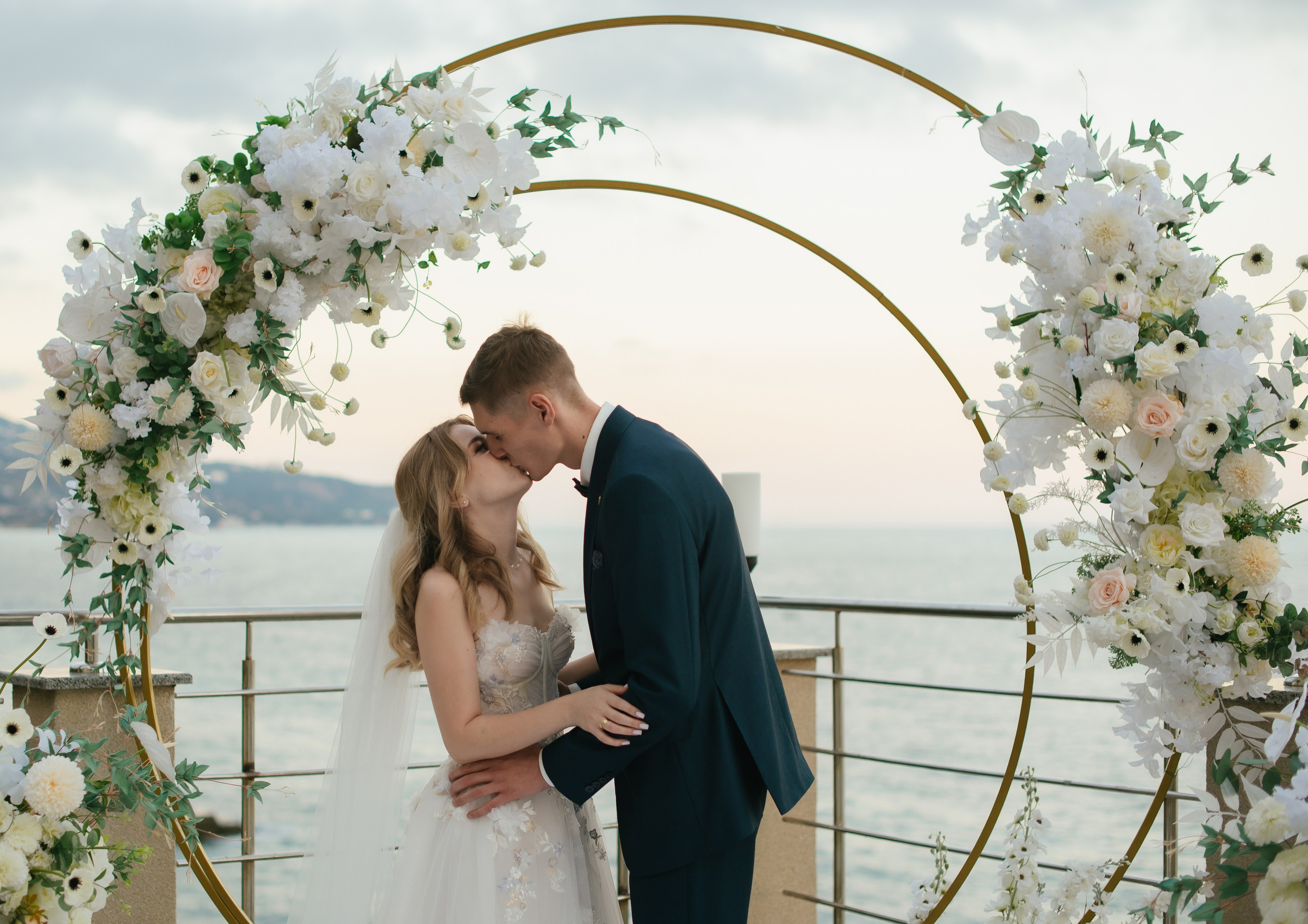 Александр и Александра. Свадебный, женский, семейный фотограф в Севастополе Юлия Мошенко