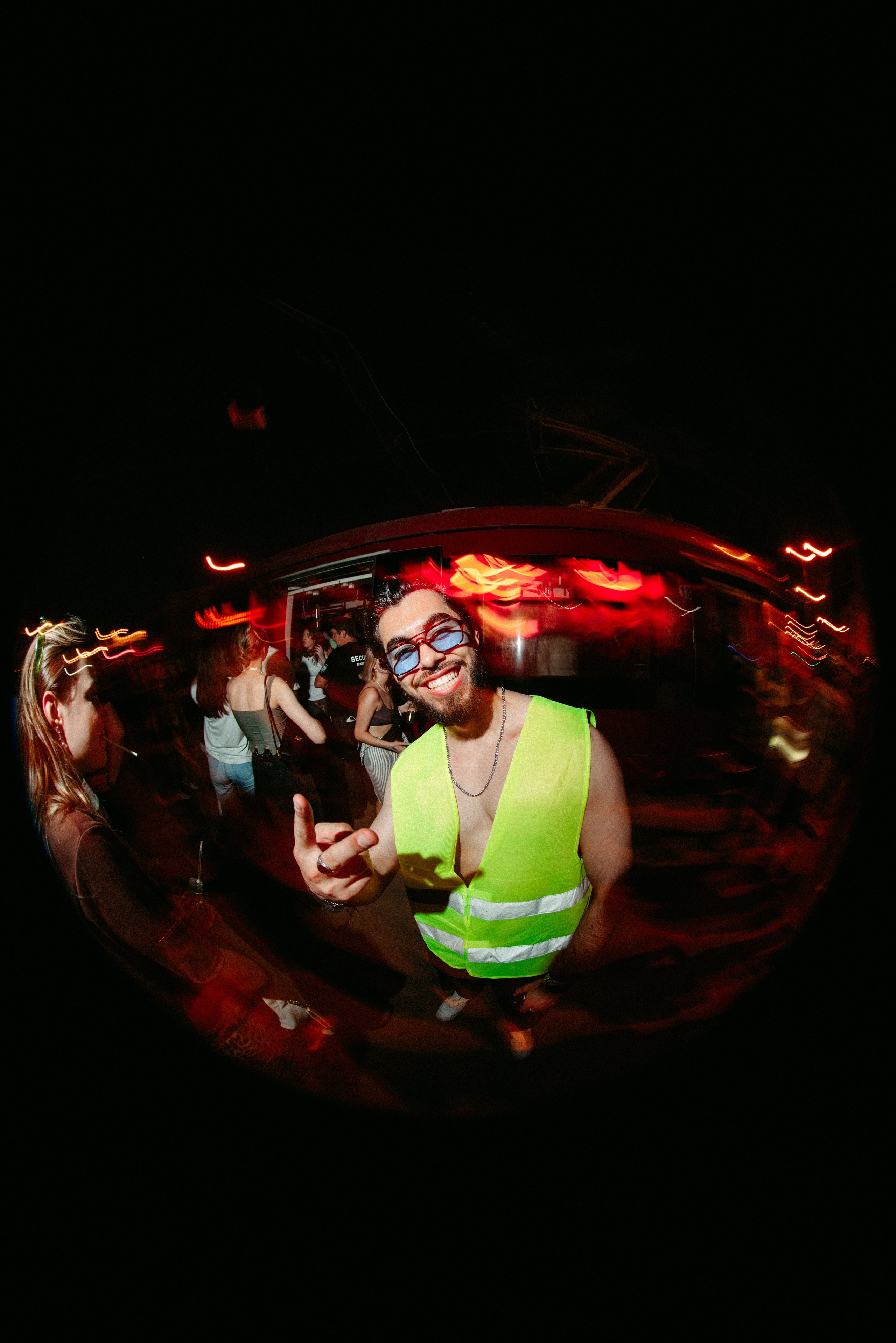 Вечеринка в трамвае / 2024. Саша Копылов, фотограф в Казани