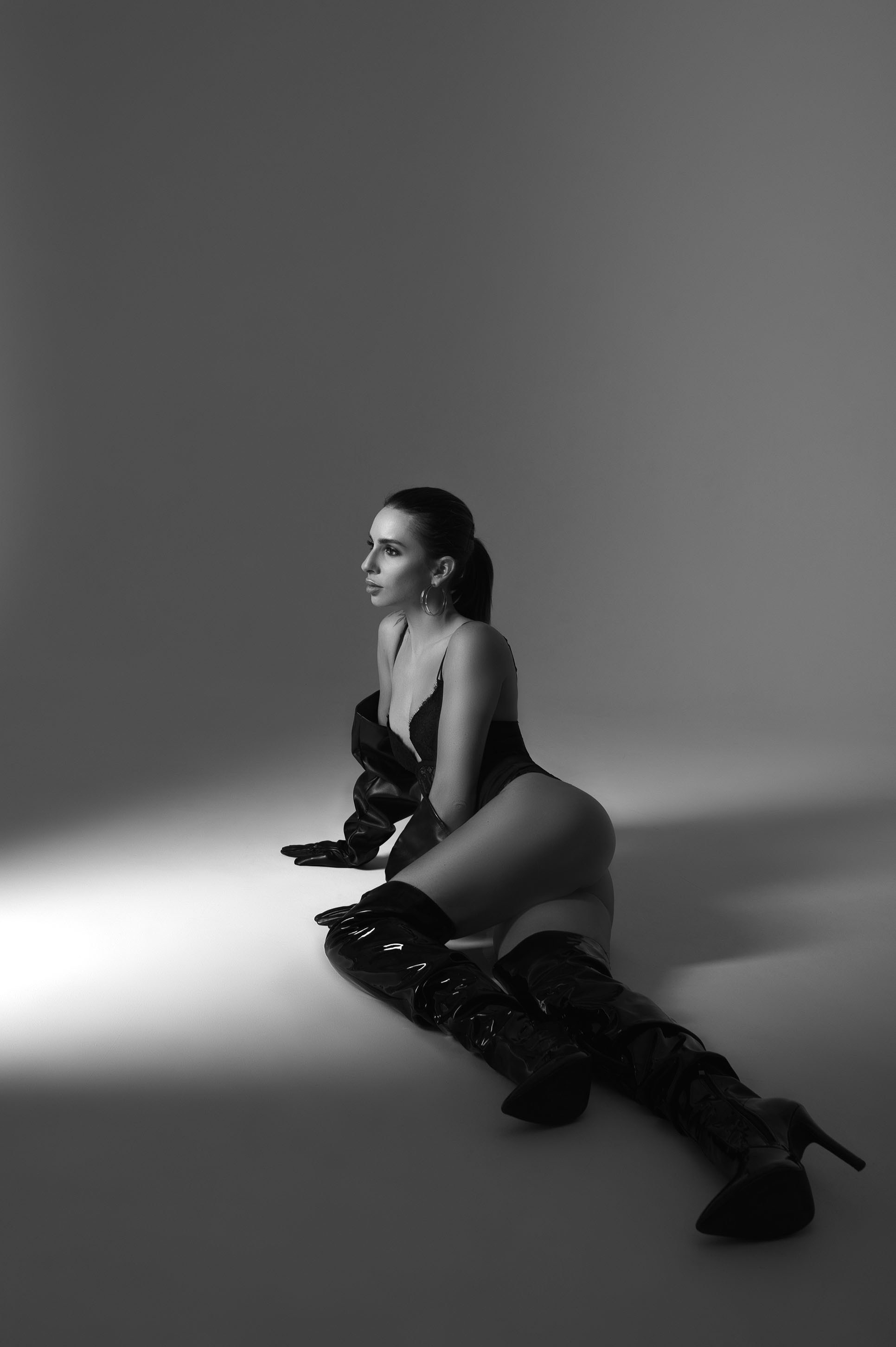 Валерия Крюкова. Фотостудия Алматы — 2 Stula.Studio | Аренда залов