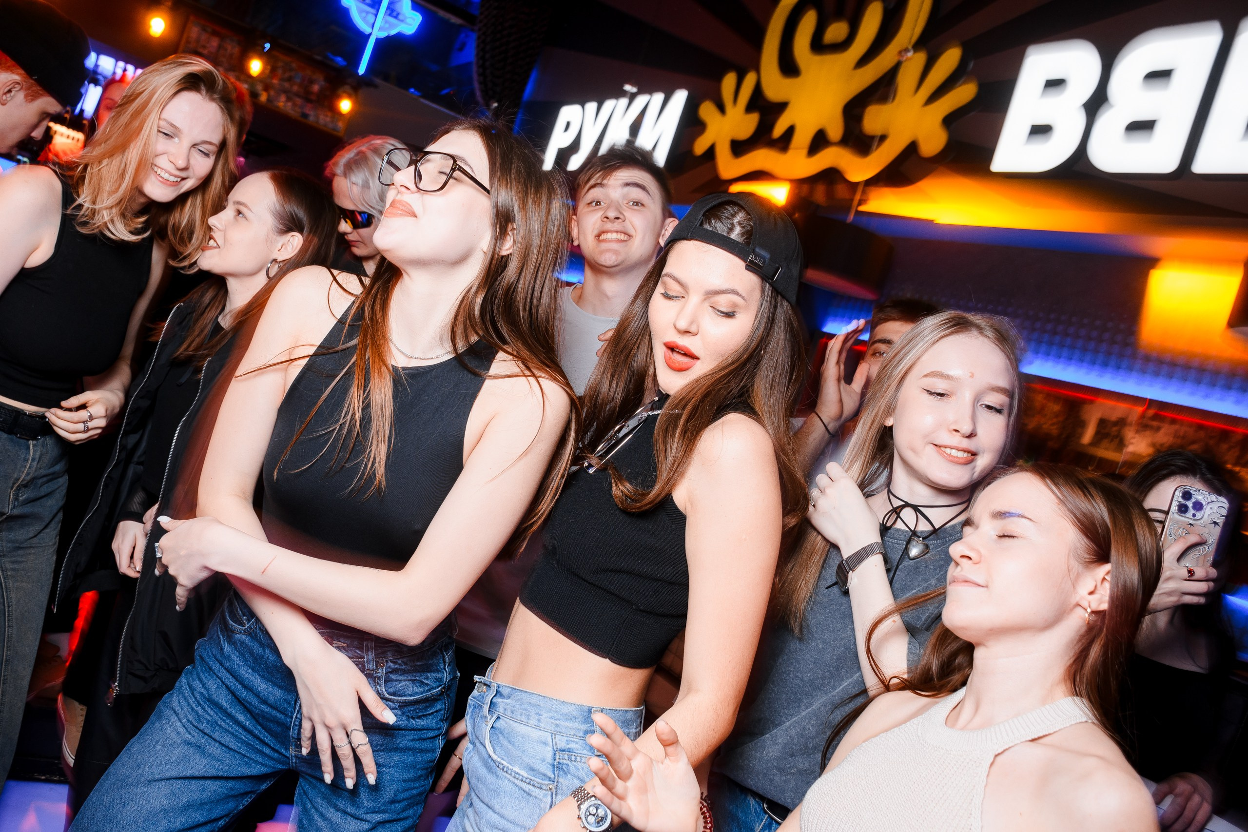 Студвесна на Волге. Диджеи. Фотограф Елена Афанасьева