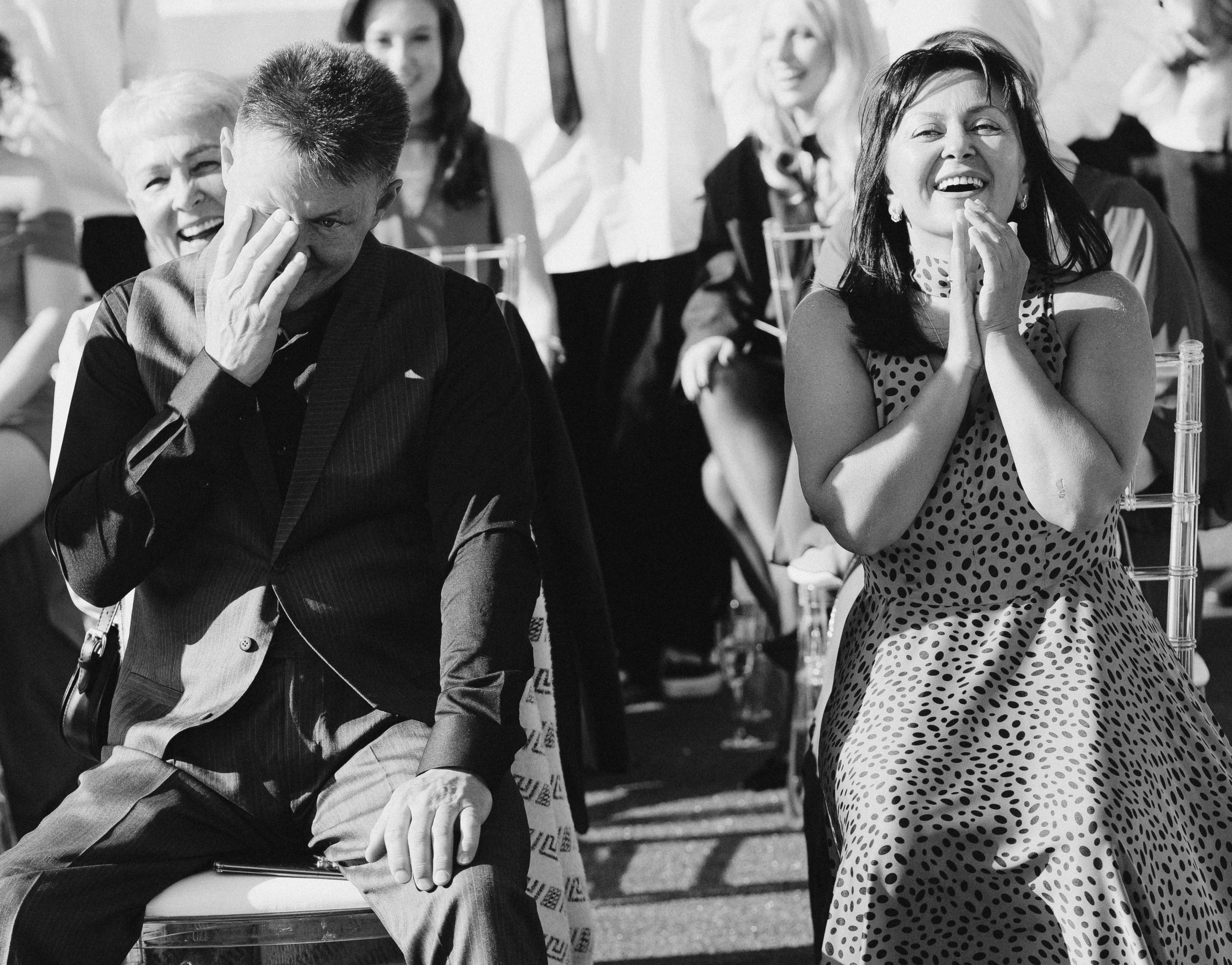 От любви есть только одно средство: любить ещё больше