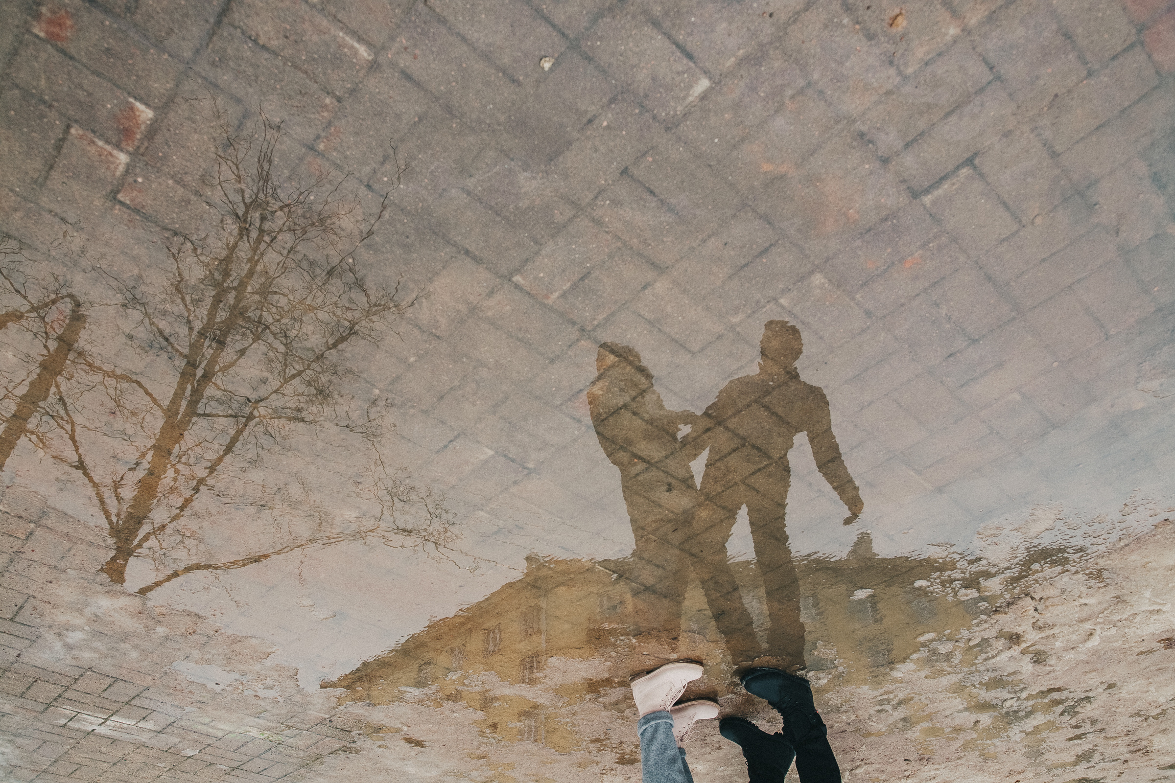 Субботняя прогулка Максима и Ани. Семейный фотограф, фотограф родов, репортажей фотограф в Санкт-Петербу