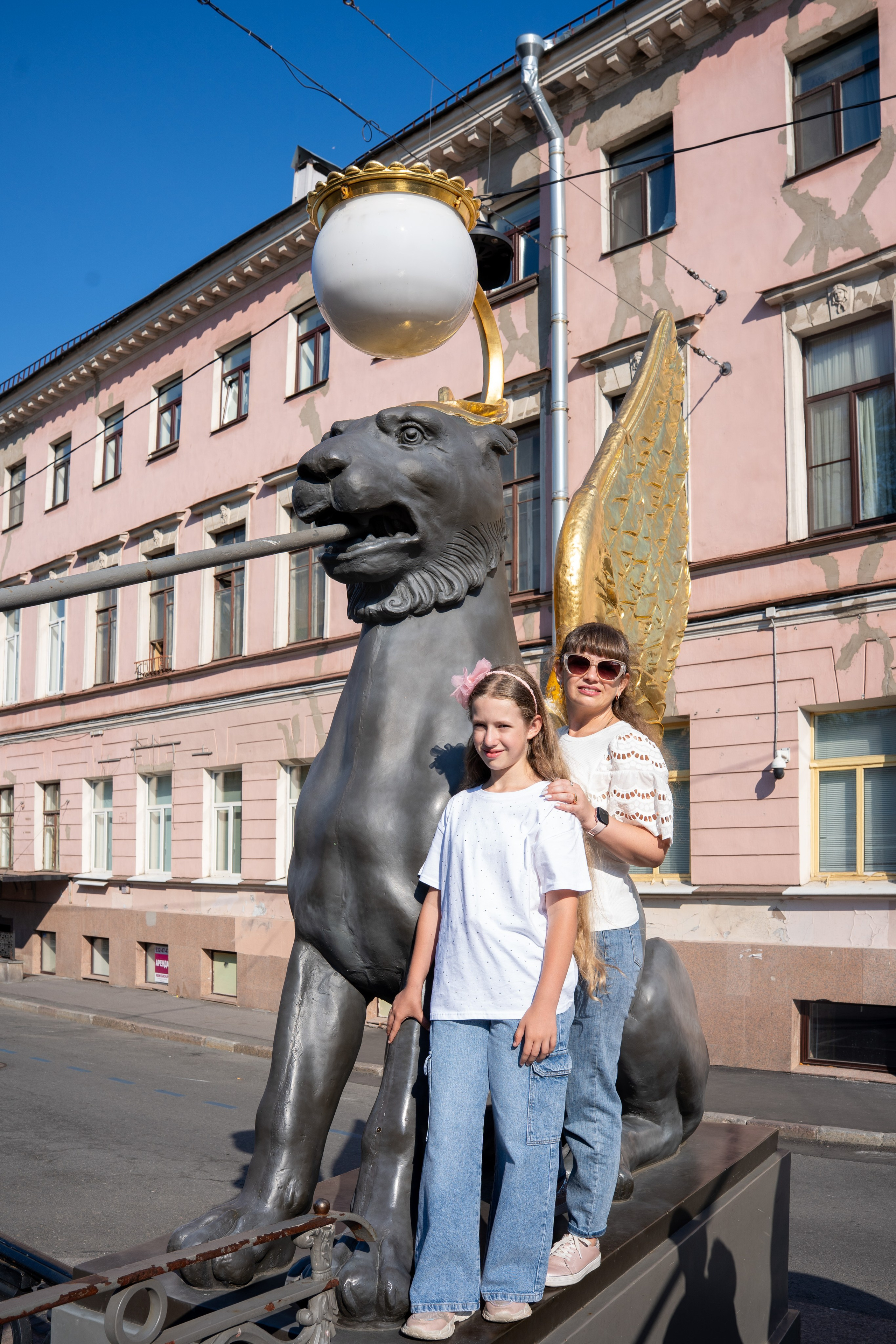Фотопрогулка для семьи по достопримечательностям Питера. Студийный и портретный фотограф в САНКТ-ПЕТЕРБУРГЕИрина Махаон