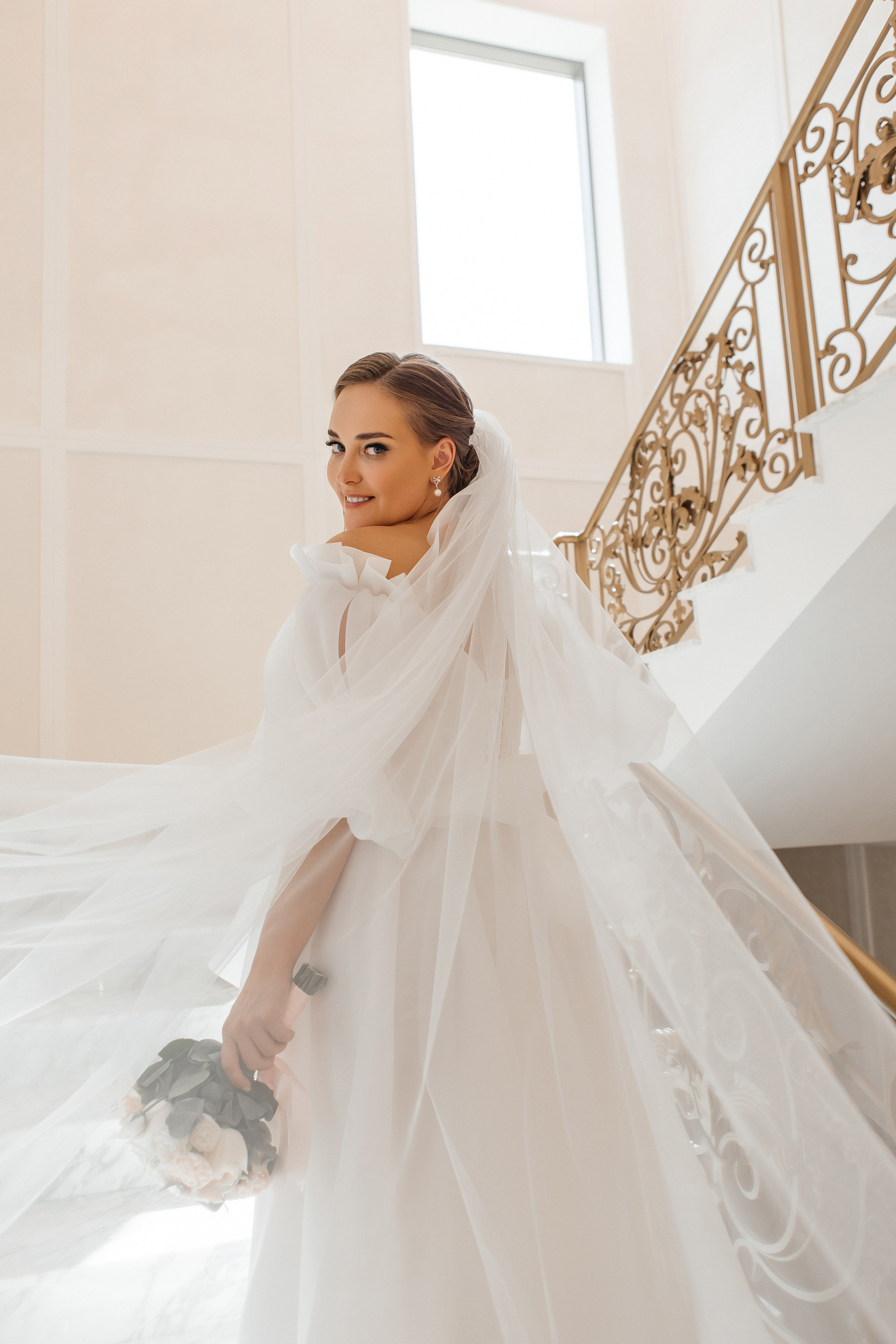 Свадебная фотосессия во Дворце Бракосочетания Южное Бутово