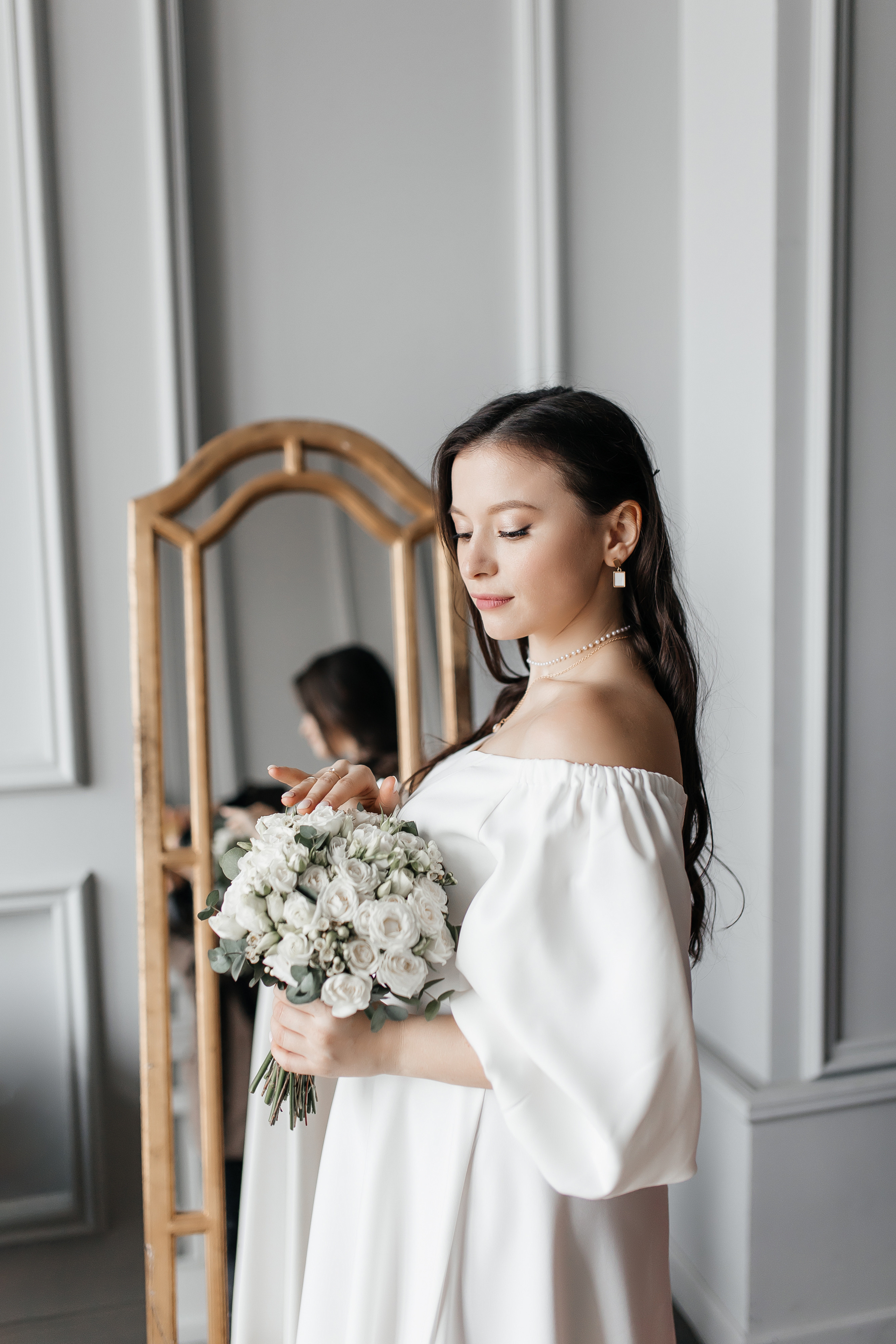Свадебная фотосессия в студии. Свадебный фотограф в Москве Дарья Олендарёва