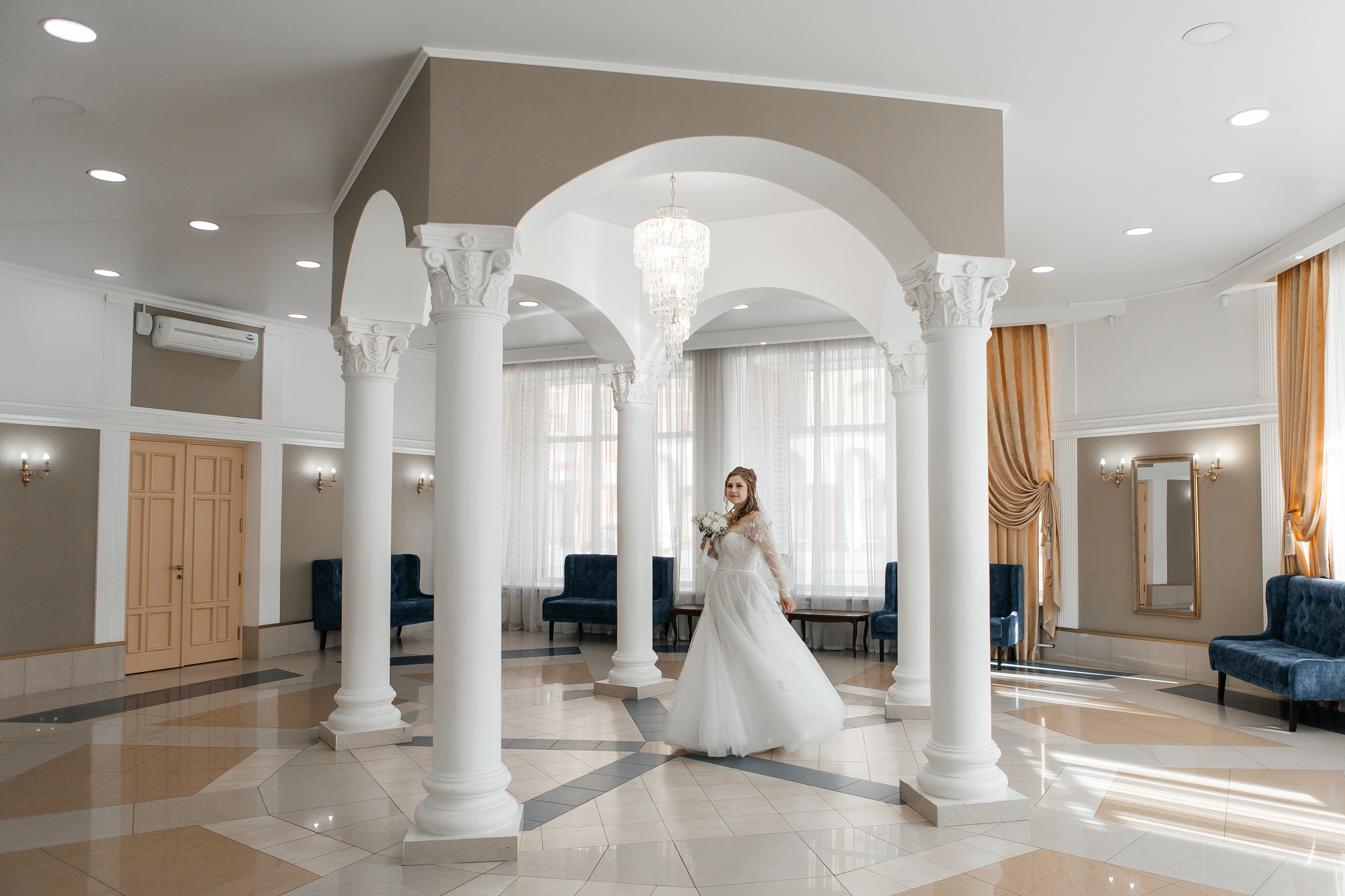 Свадебная фотосессия в Таганском ЗАГСе