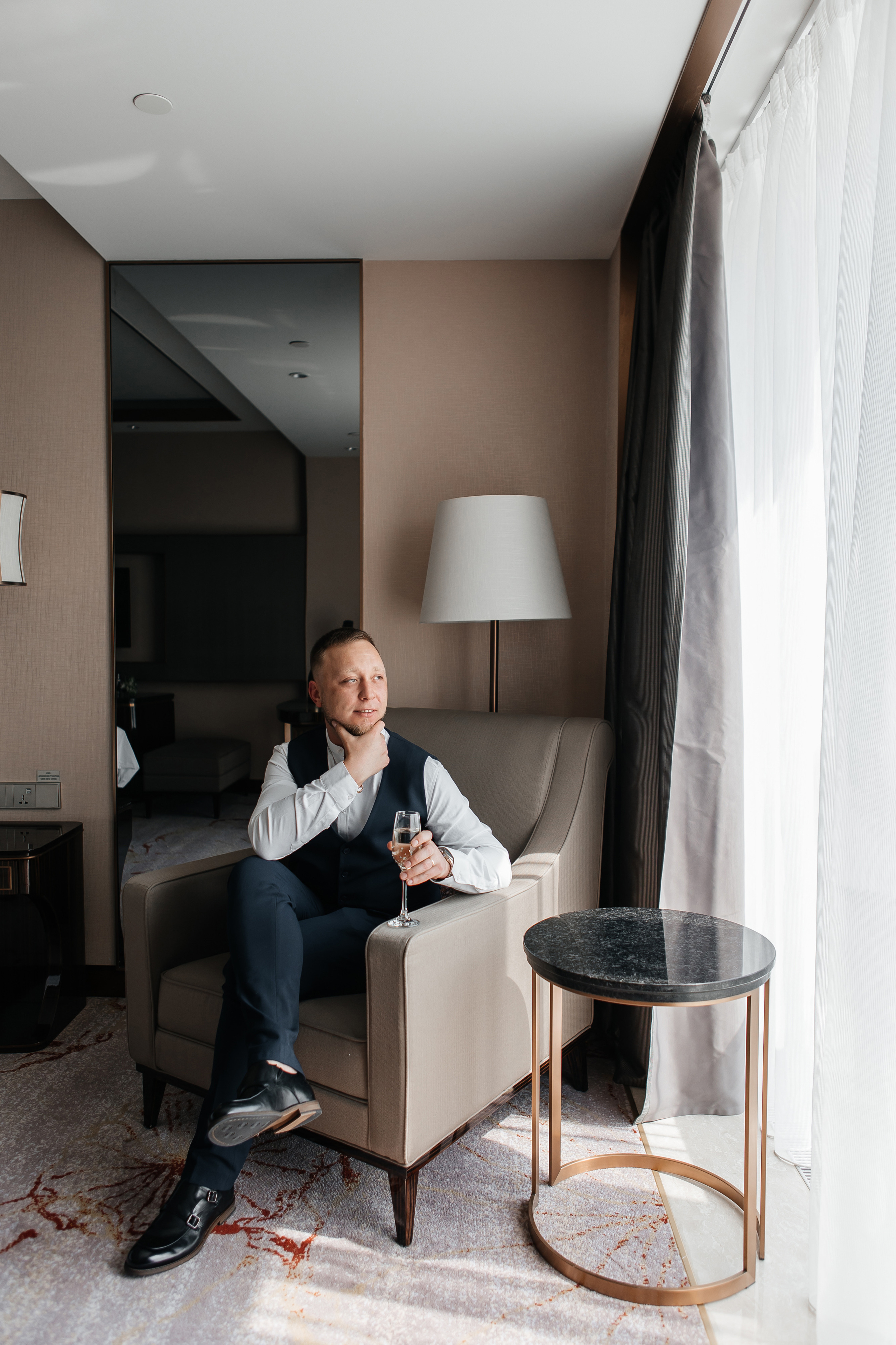 Утро жениха в отеле