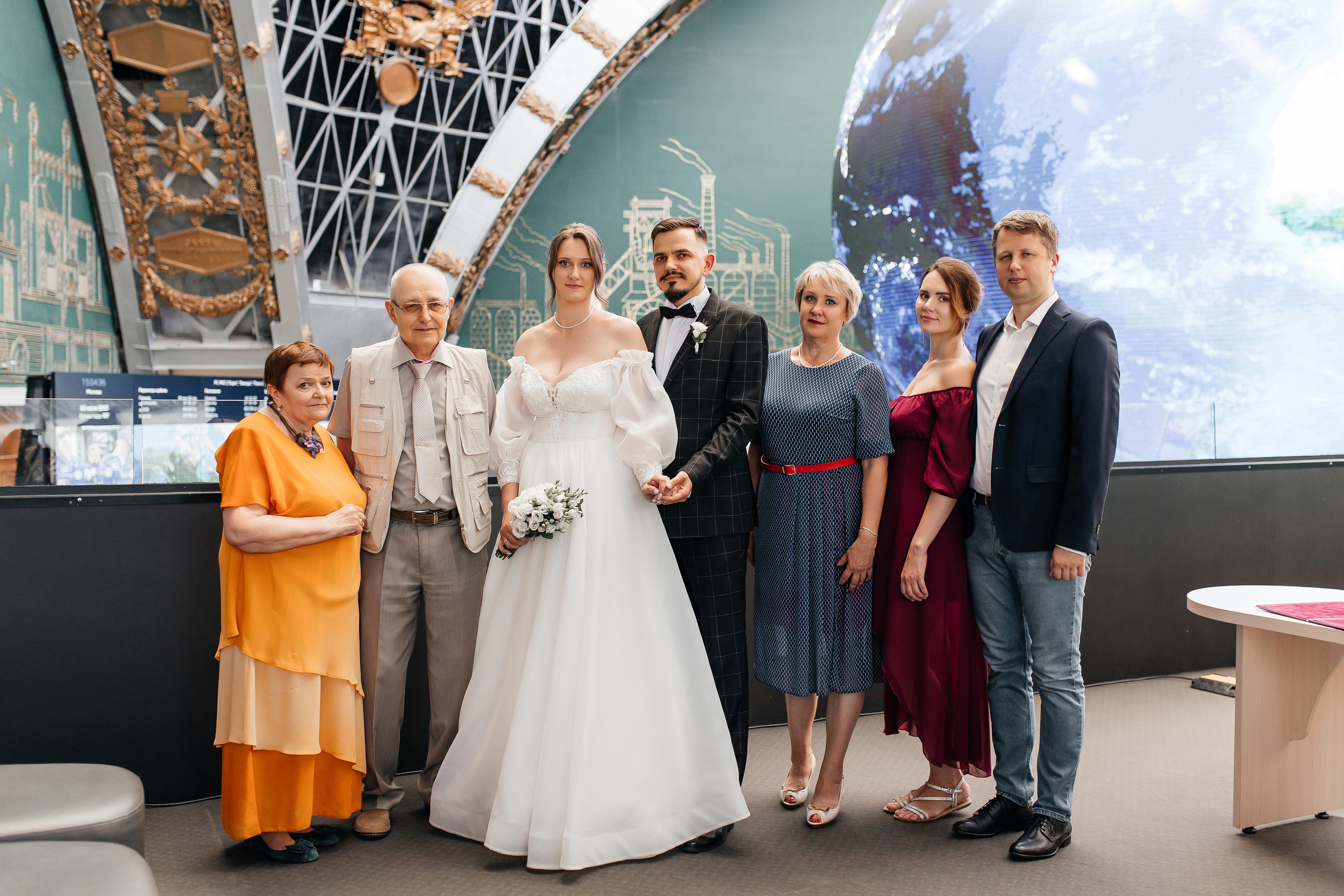 Регистрация брака в павильоне Космос на ВДНХ