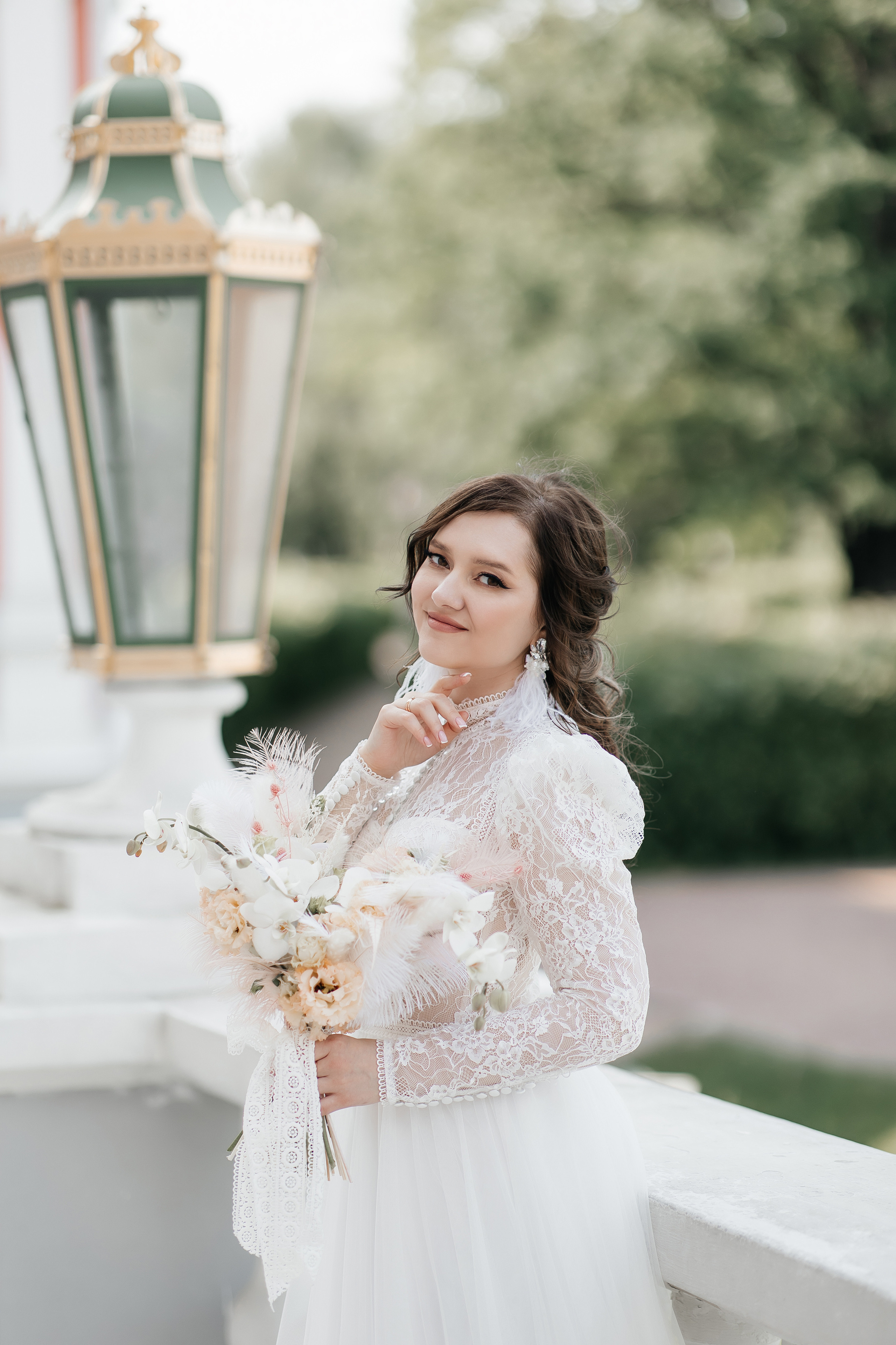 Свадебная фотосессия в усадьбе Кусково. Свадебный фотограф в Москве Дарья Олендарёва