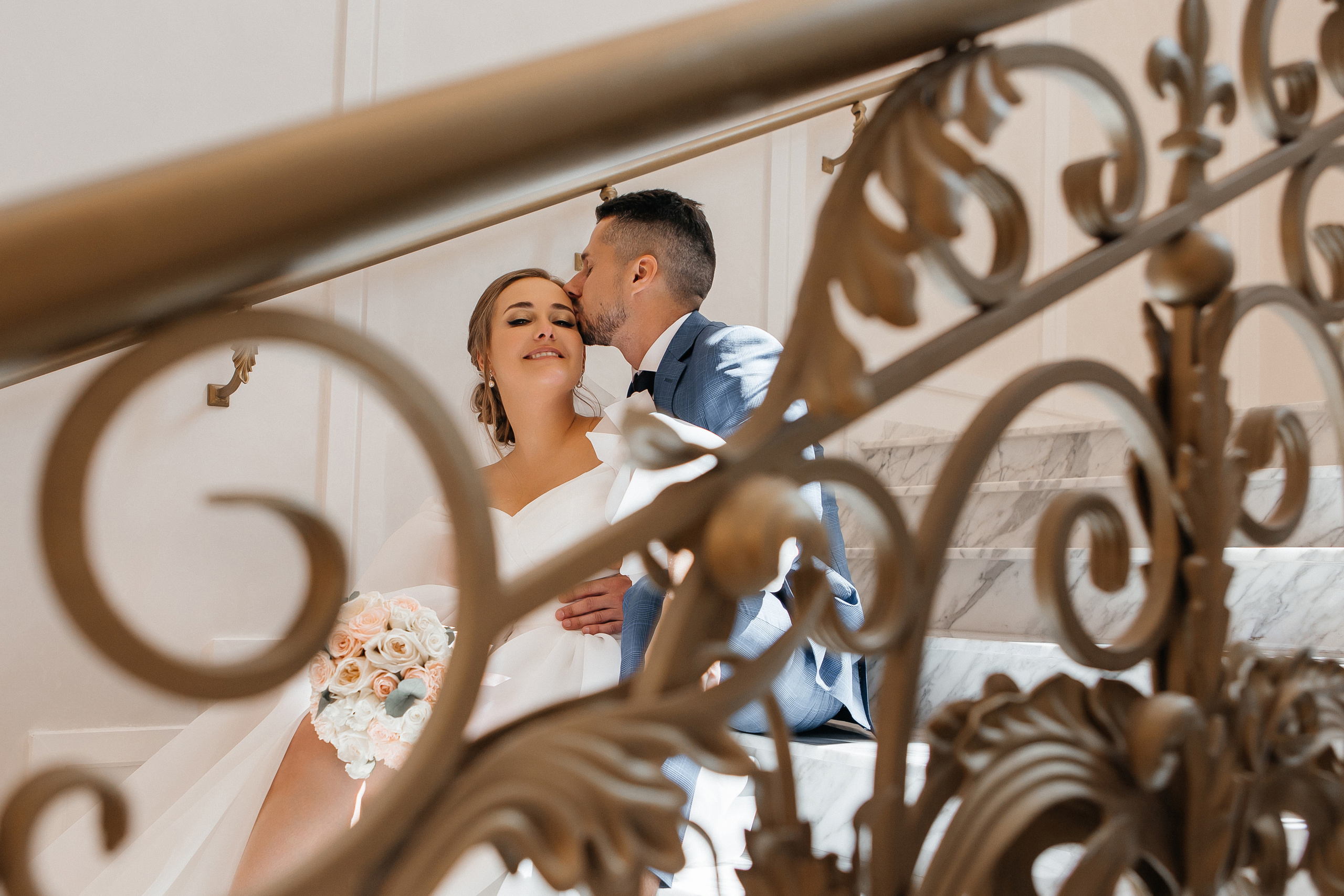 Свадебная фотосессия во Дворце Бракосочетания Южное Бутово