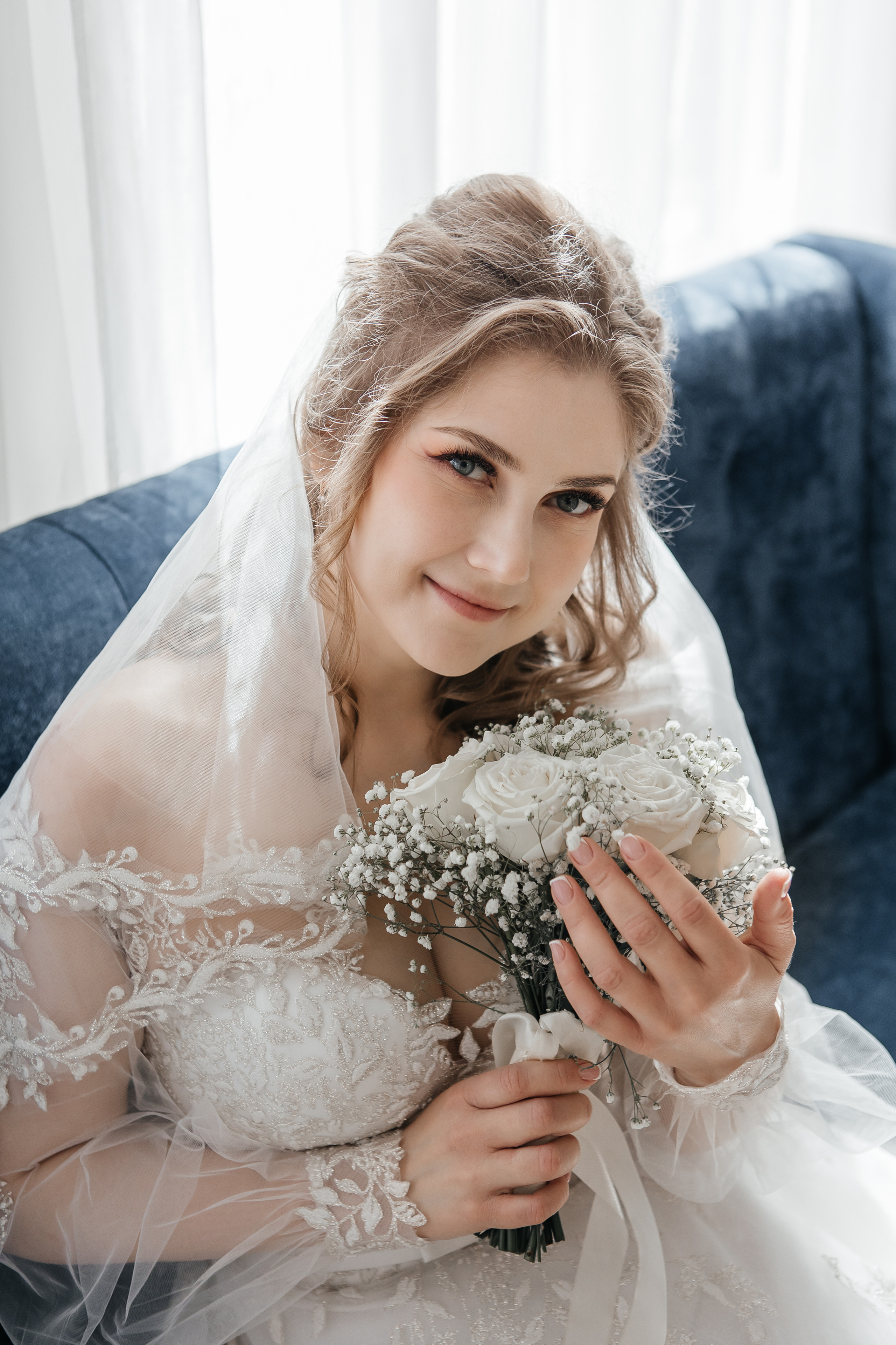 Свадебная фотосессия в Таганском ЗАГСе. Свадебный фотограф в Москве Дарья Олендарёва