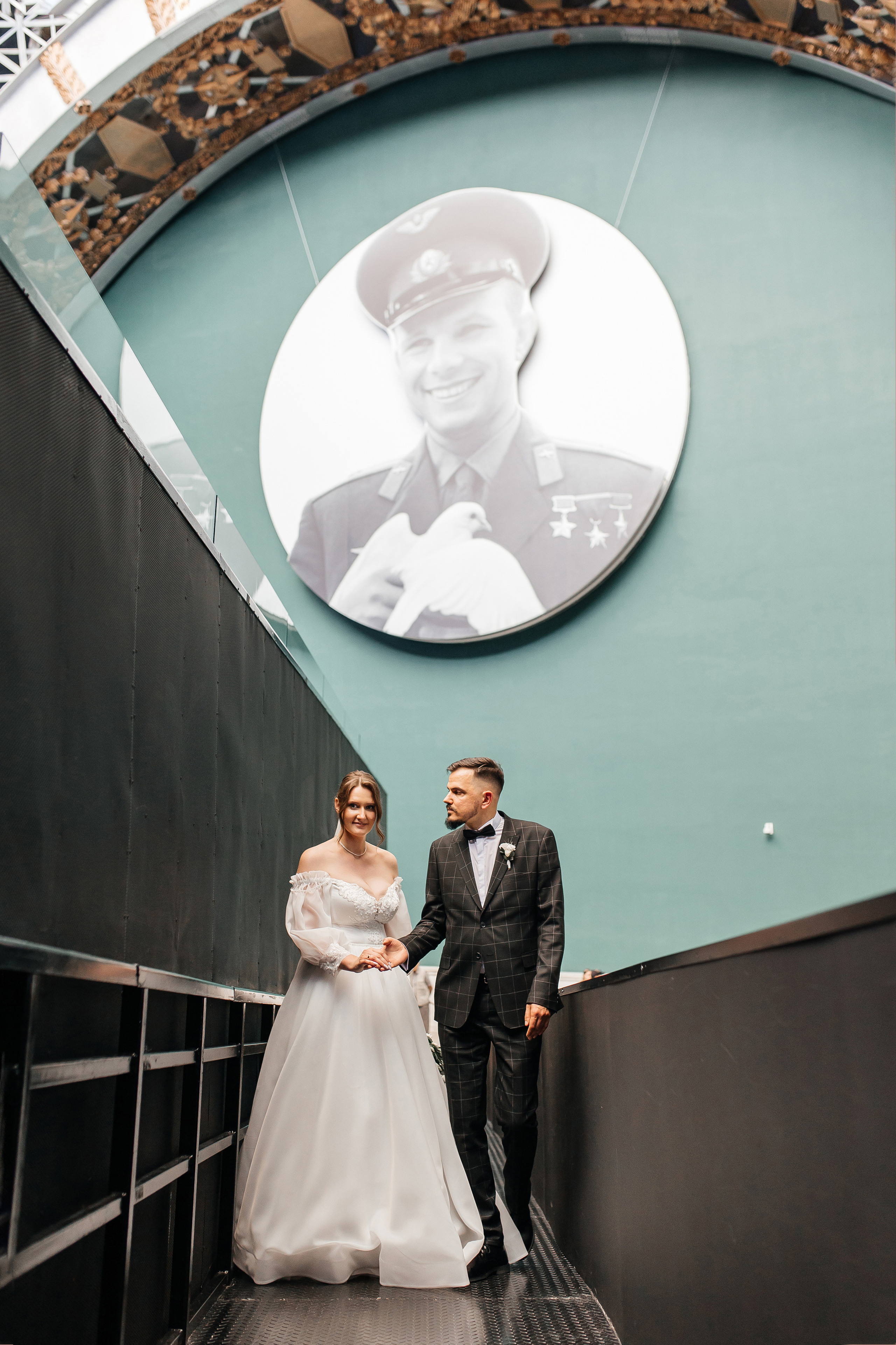 Регистрация брака в павильоне Космос на ВДНХ