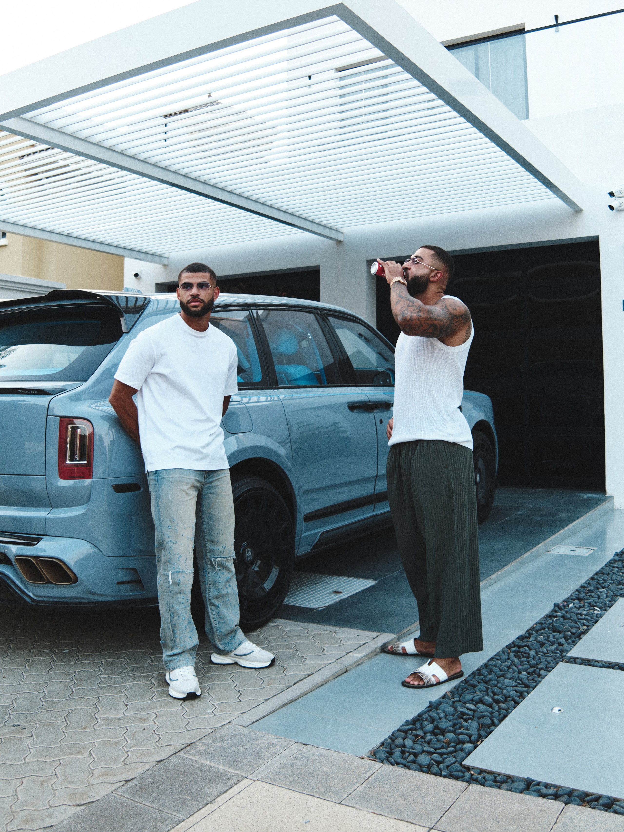 Samuel Onuha & Ruben Onuha. NOIZOMAX Художественный фотограф в Дубай