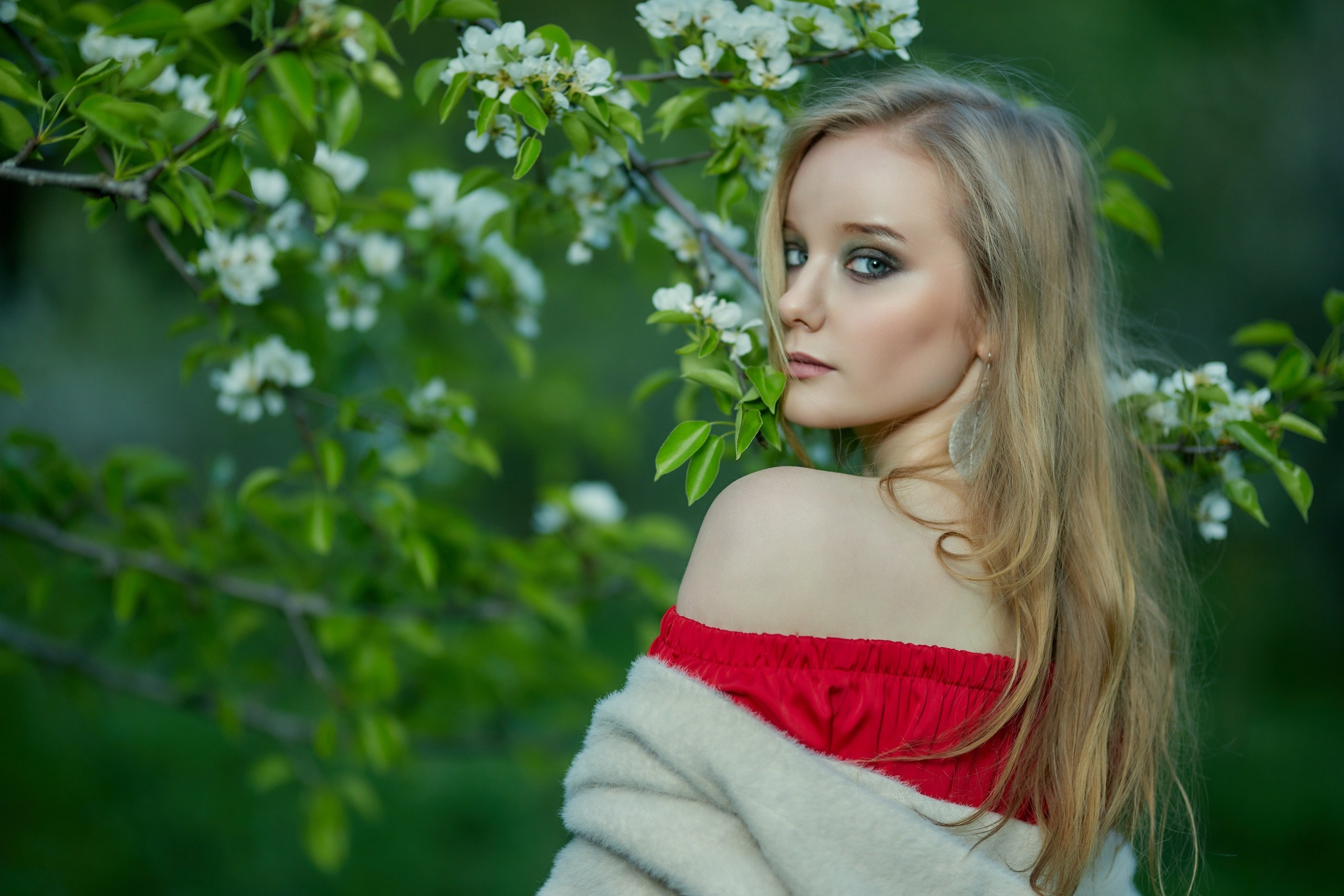 Фотосессия в цветущем саду Чебоксары Чувашия