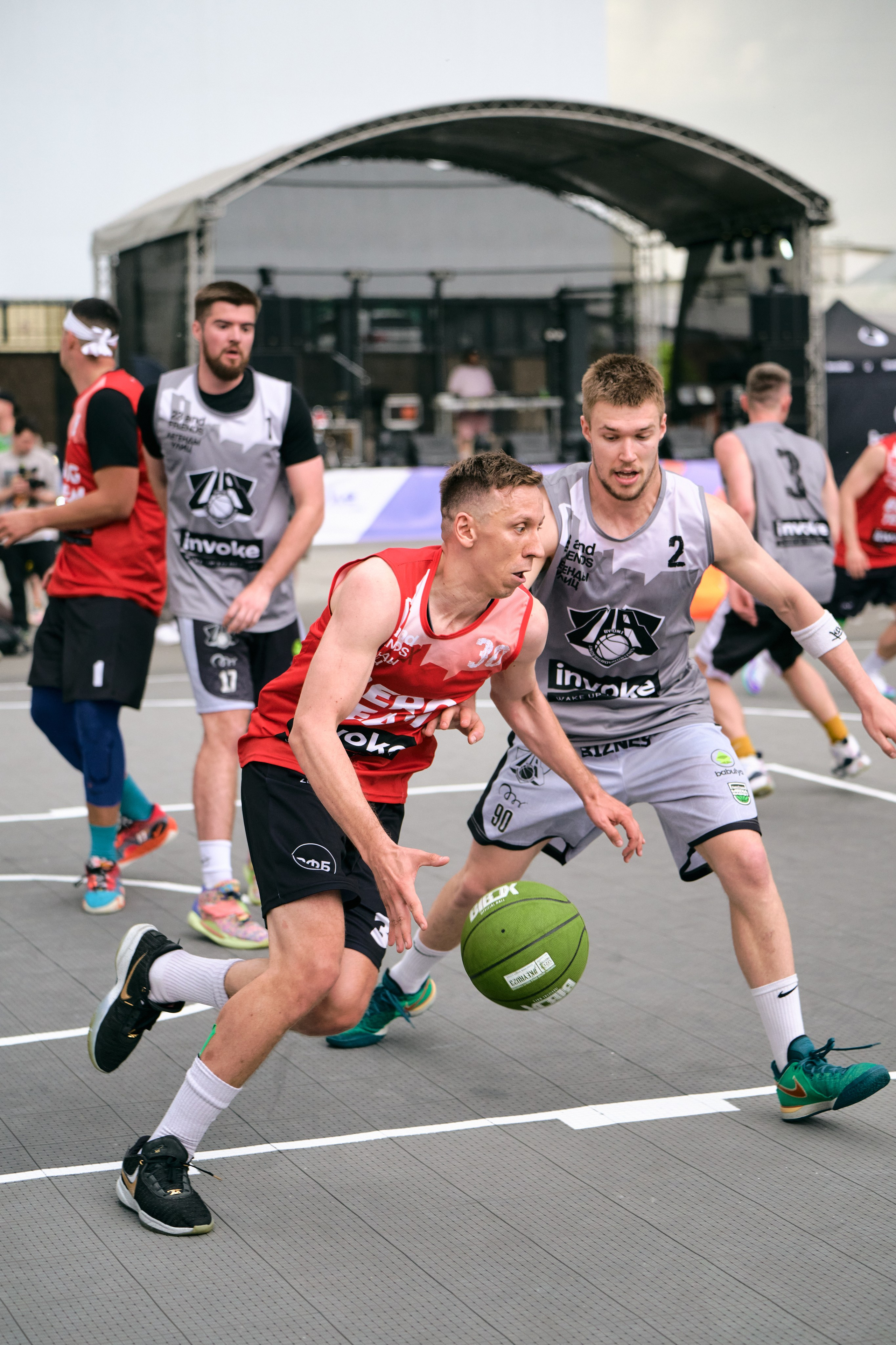 Invoke — Легенды улиц. Фотограф в Москве — Новиков Владислав