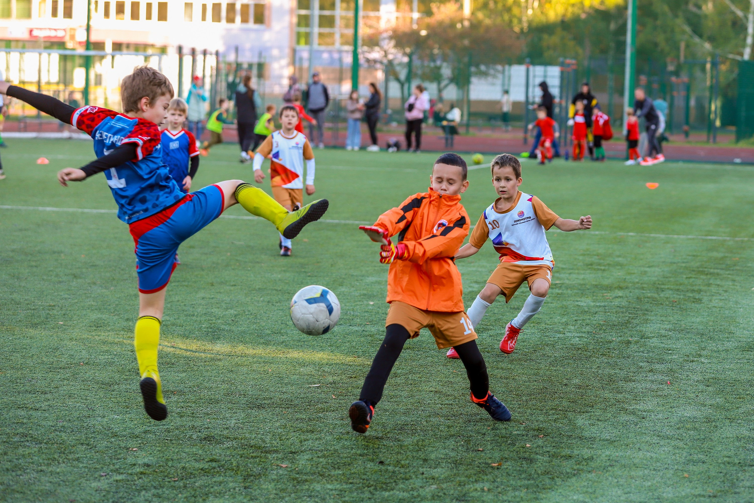 Детский футбол. Спортивный и репортажный фотограф в Екатеринбурге Пустовая Аделя