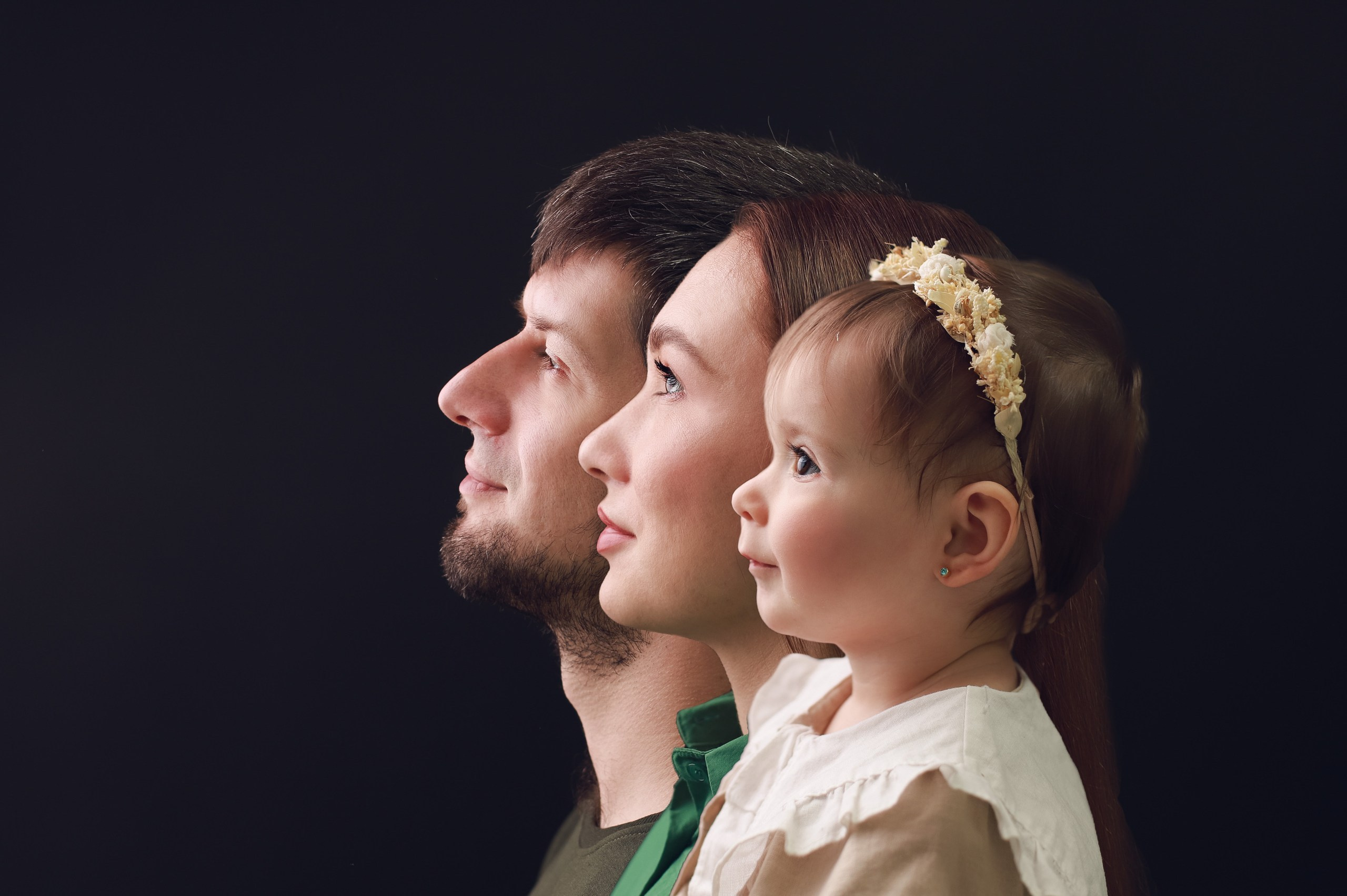 Семейный портрет «Наследие». Фотограф новорожденных в г. Россошь Виктория Нечепуренко