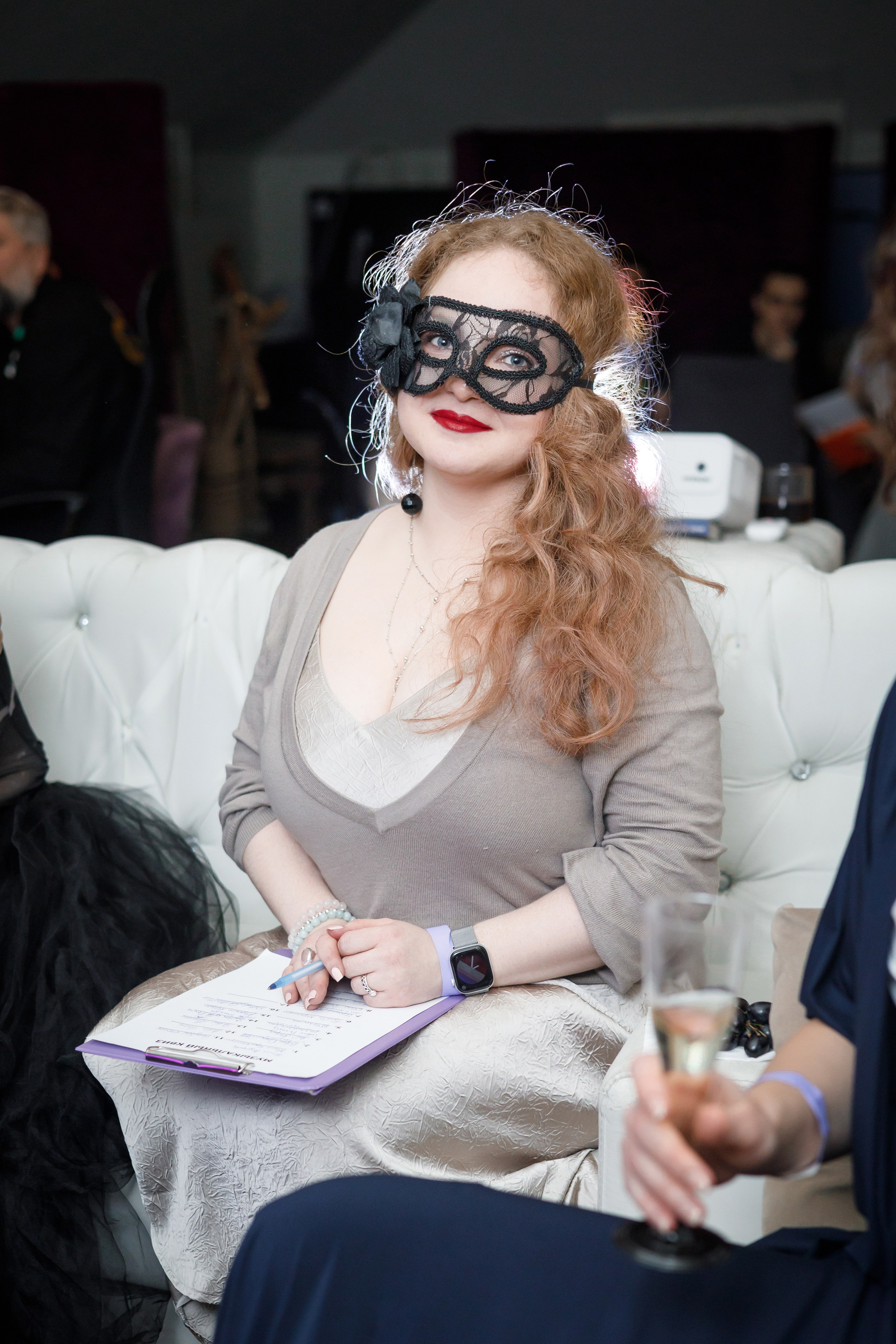 Яркий Новогодний вечер-маскарад. Репортажный и портретный фотограф в Москве Саханцева Анна