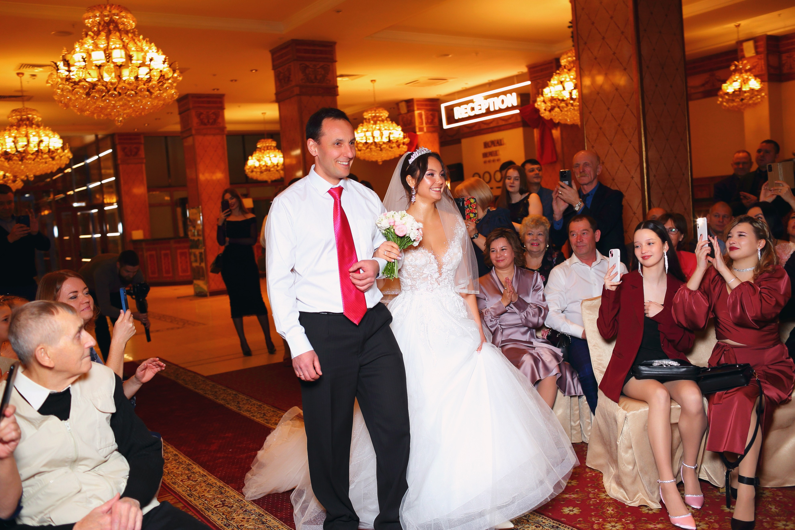 Съемка выездной регистрации в отеле. Свадебный и репортажный фотограф в Ярославле и Санкт-Петербурге Роман Микрюков