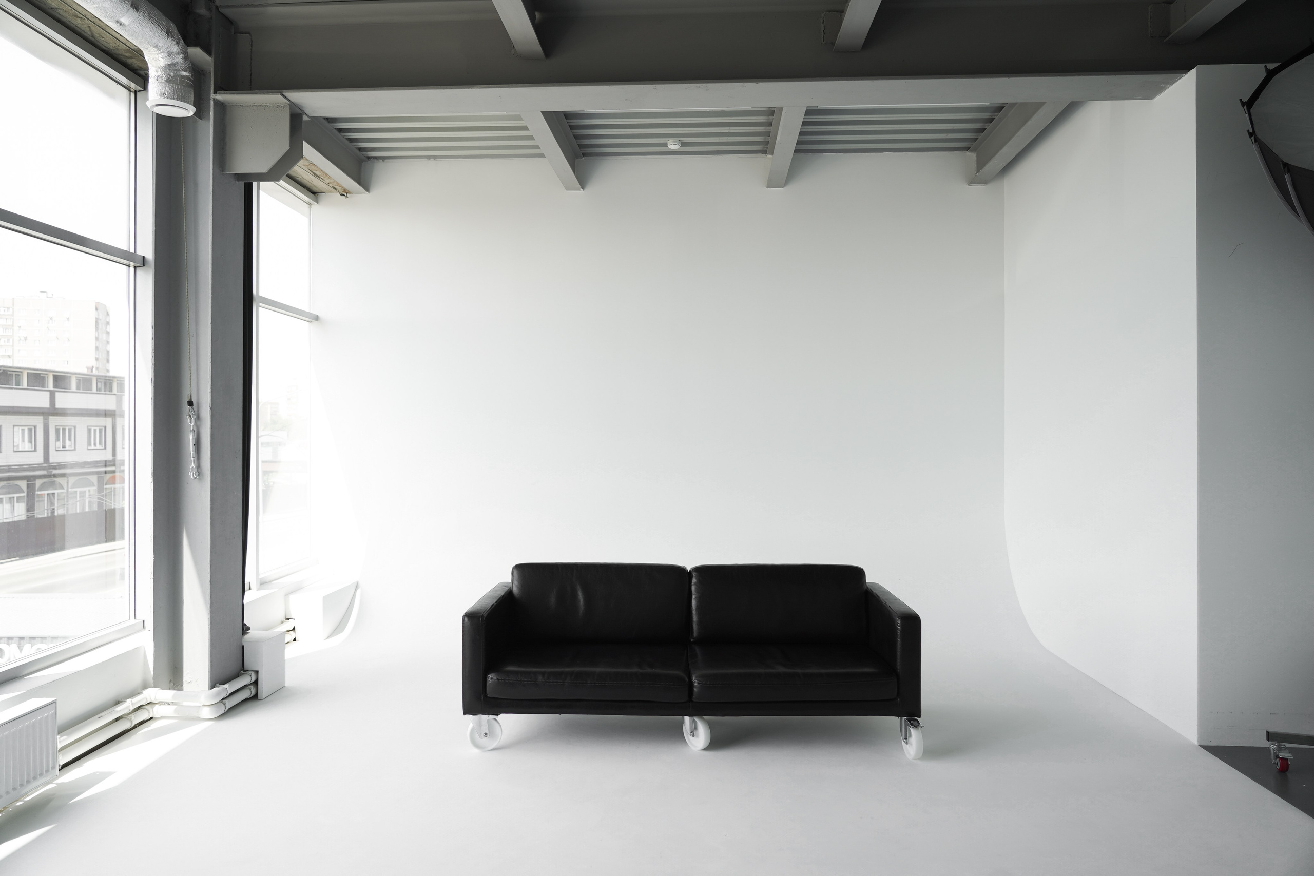 Зал Циклорама. Фотостудия Kovёr