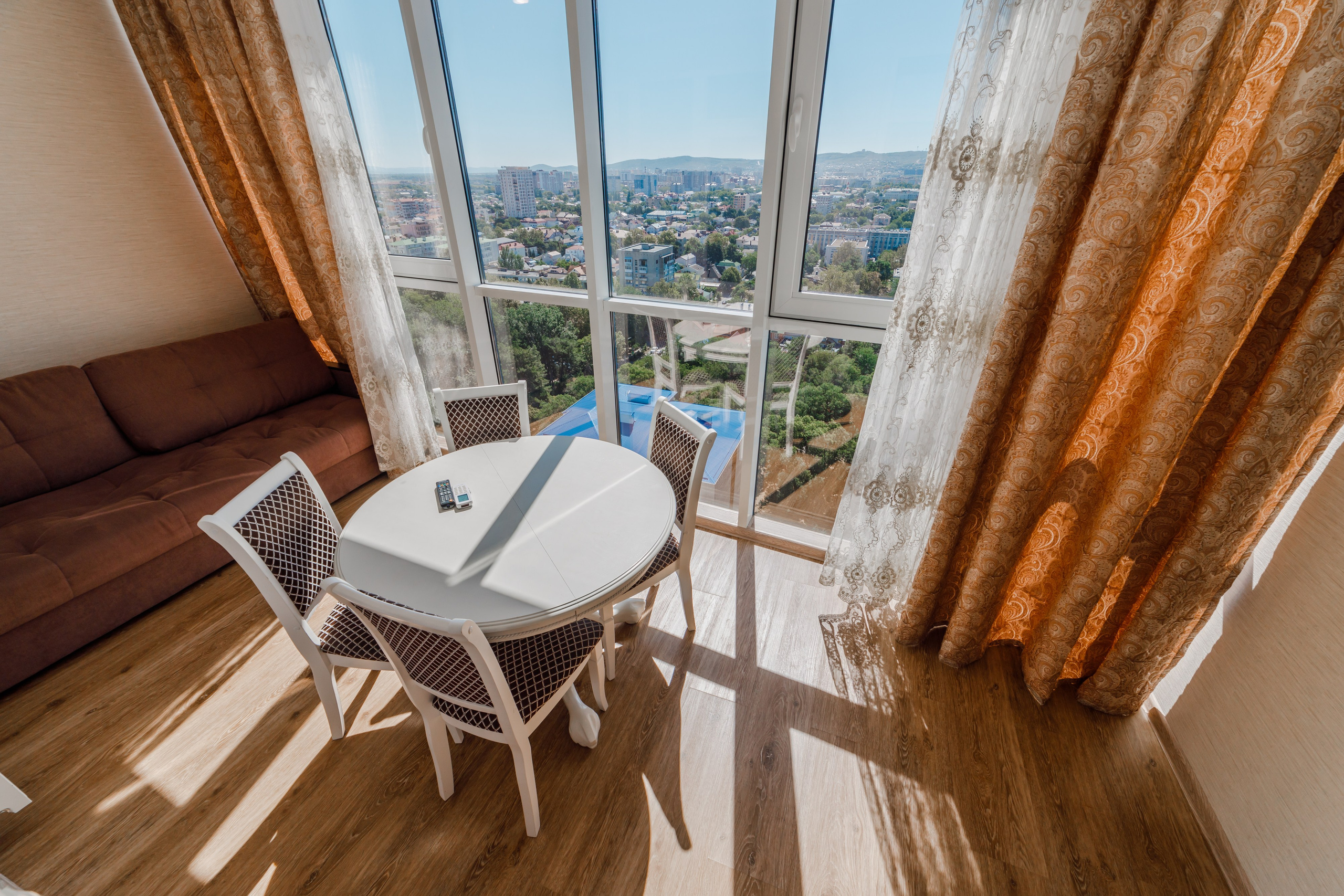 Фотосъемка интерьеров, недвижимости, помещений и заведений