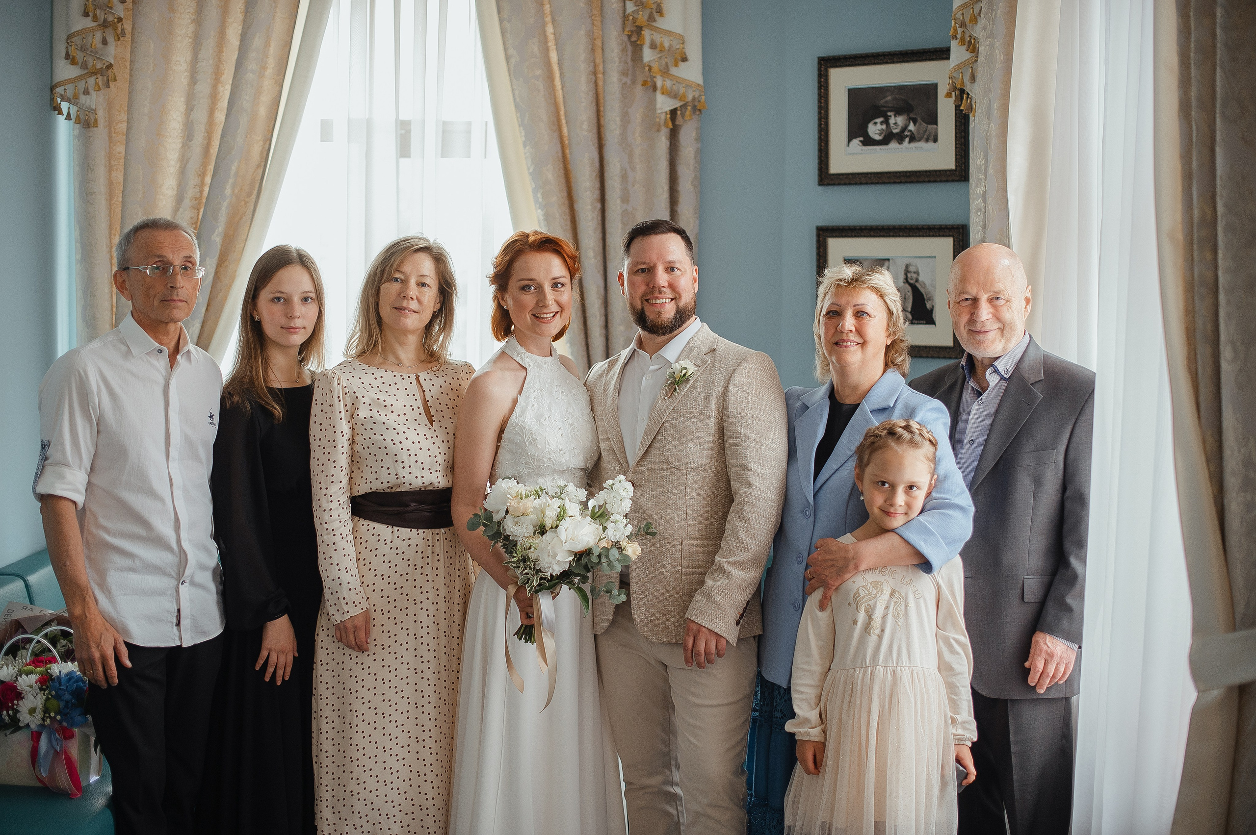 Свадебная фотосессия по историческому центру города Ярославль. Свадебный фотограф в Ярославле Денис Медоваров