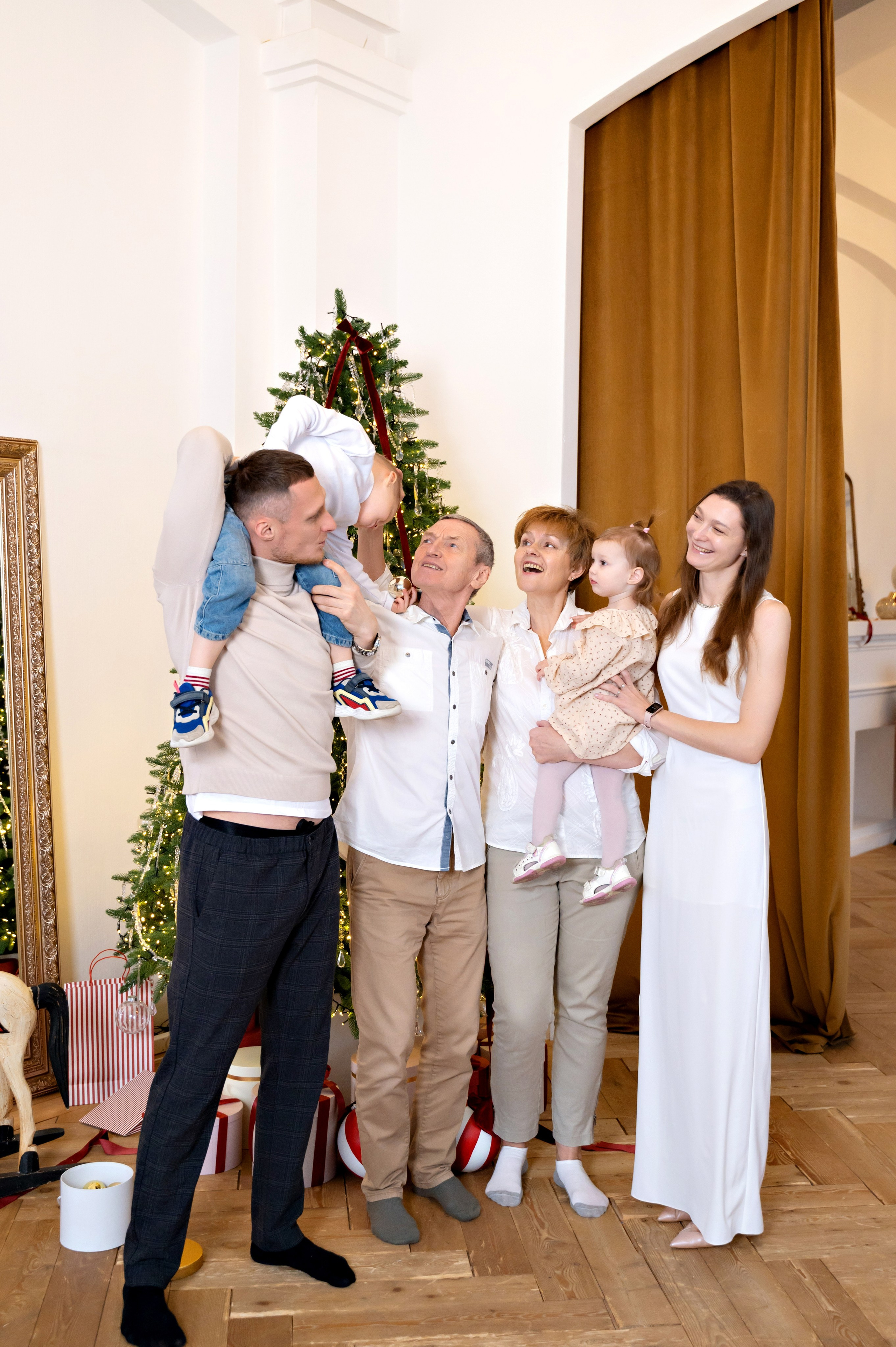 Семья Логиновых. Елена Задорина