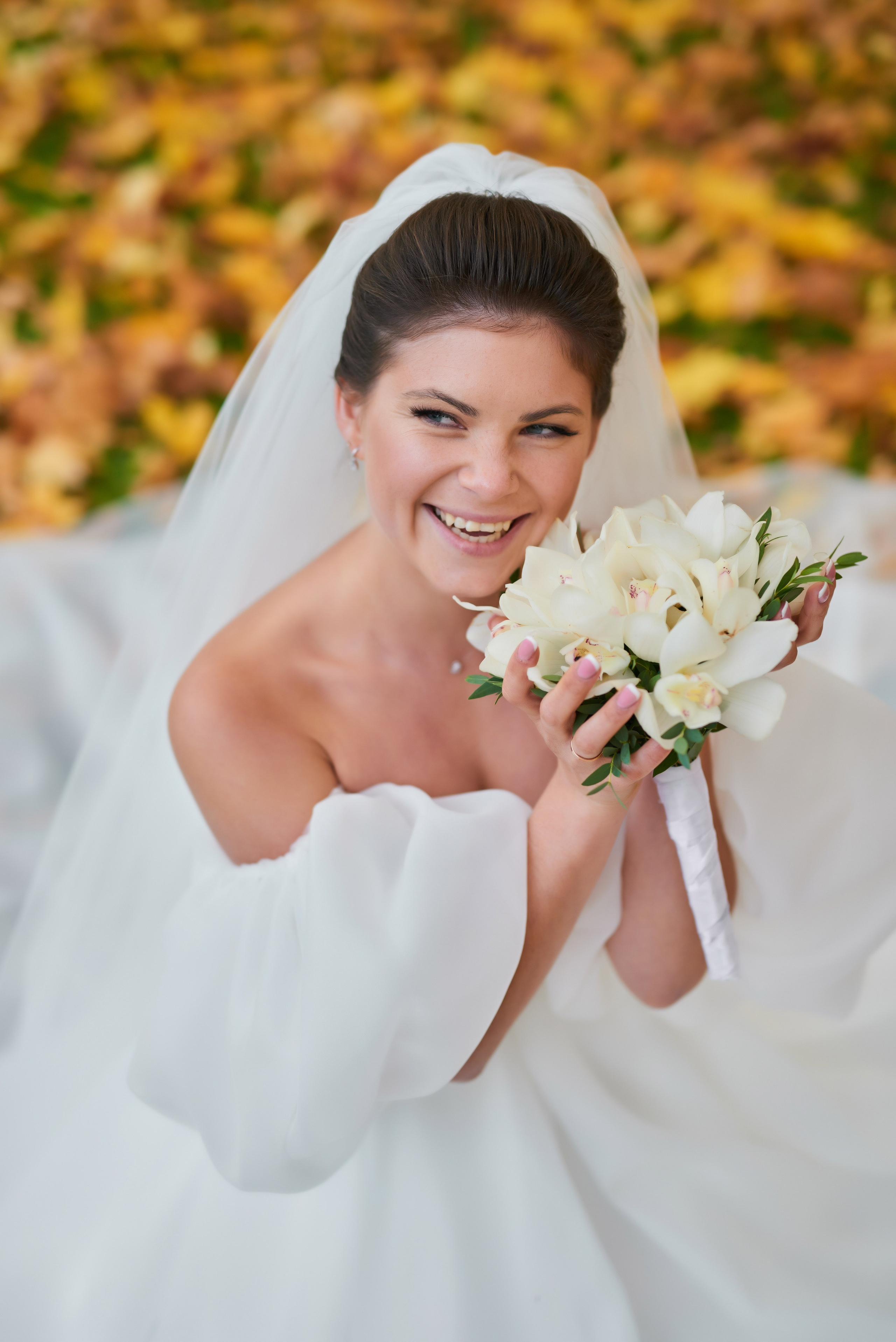 Осенняя свадебная прогулка в Екатерининском парке в Пушкине. Портретный, семейный и свадебный фотограф в Санкт-Петербурге и в Пушкине Ширяев Денис