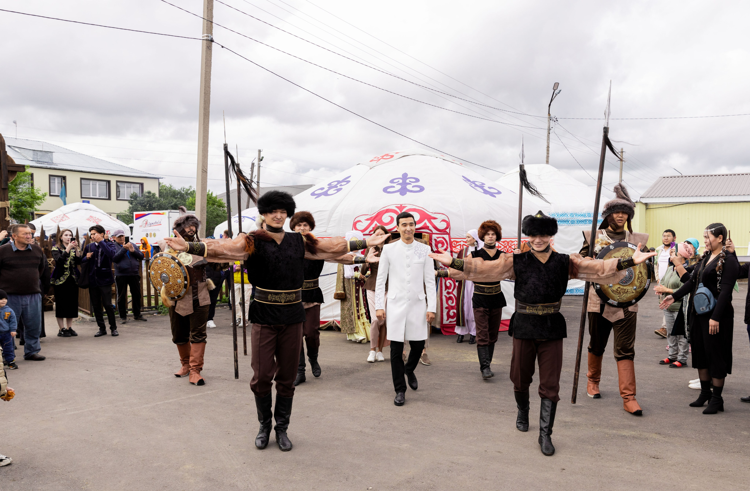 Жолдыбек и Амина