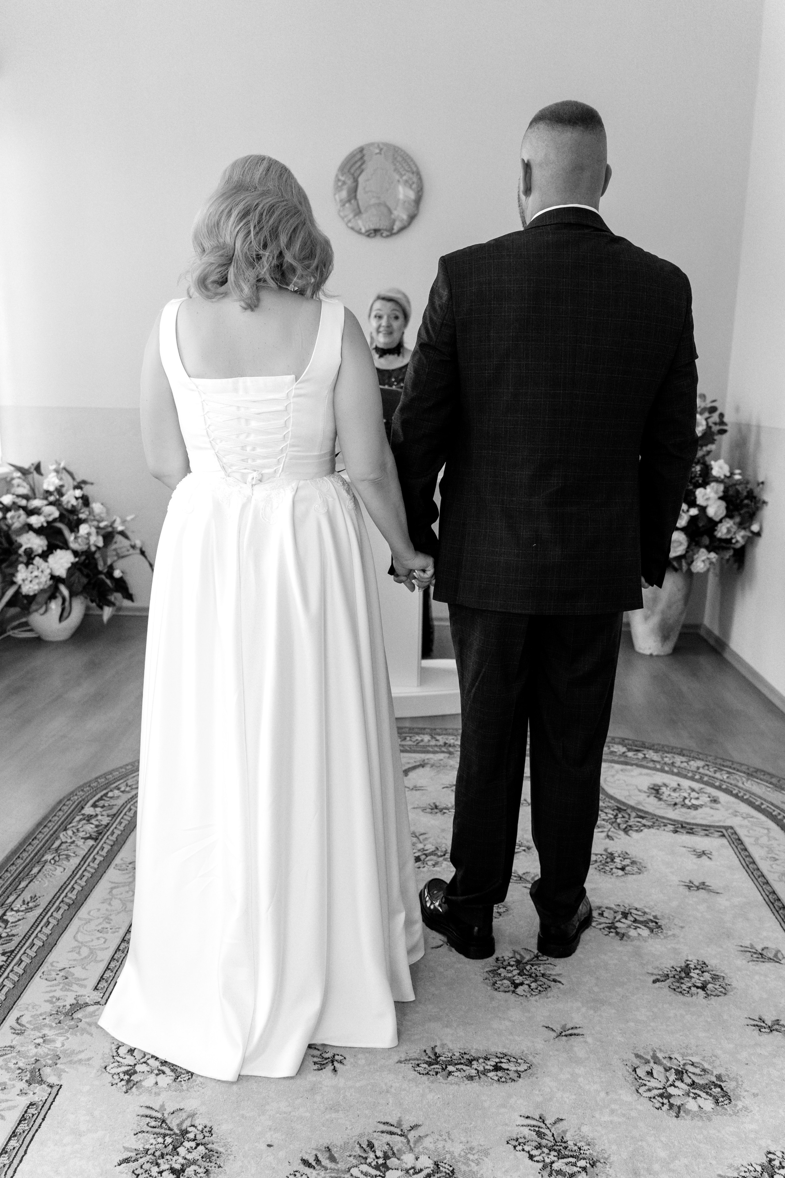 ЗАГС Партизанского района (малый зал). Ваш семейный фотограф в Минске — Вика Трегубова