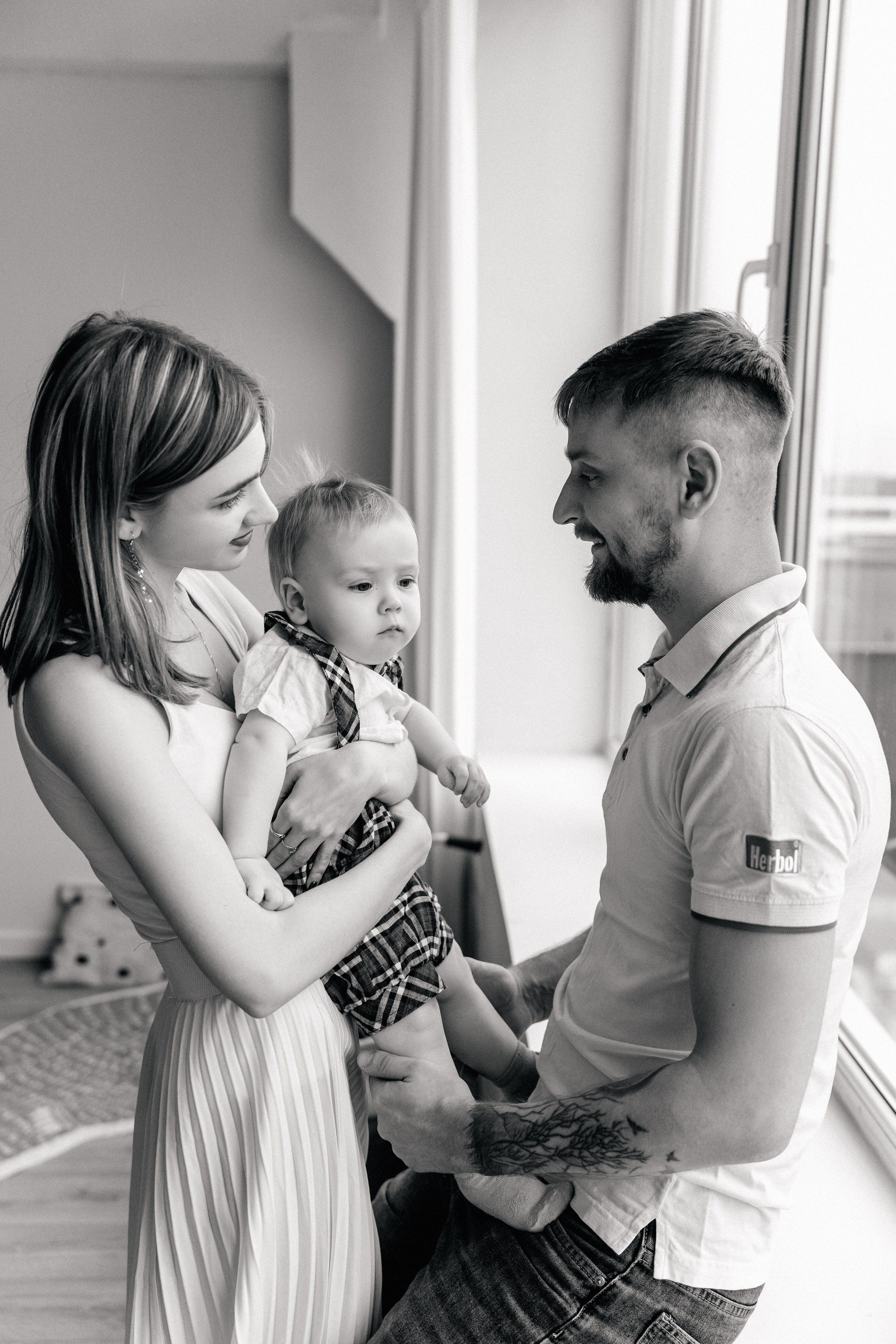 Наш сладкий малютка отметил годик. Ваш семейный фотограф в Минске — Вика Трегубова