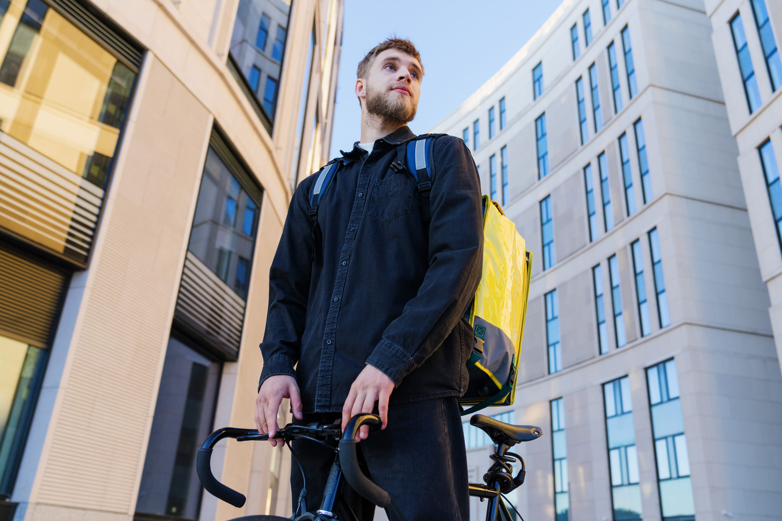 Студийные и уличные фотосессии людей. Фотограф Андрей Македонский
