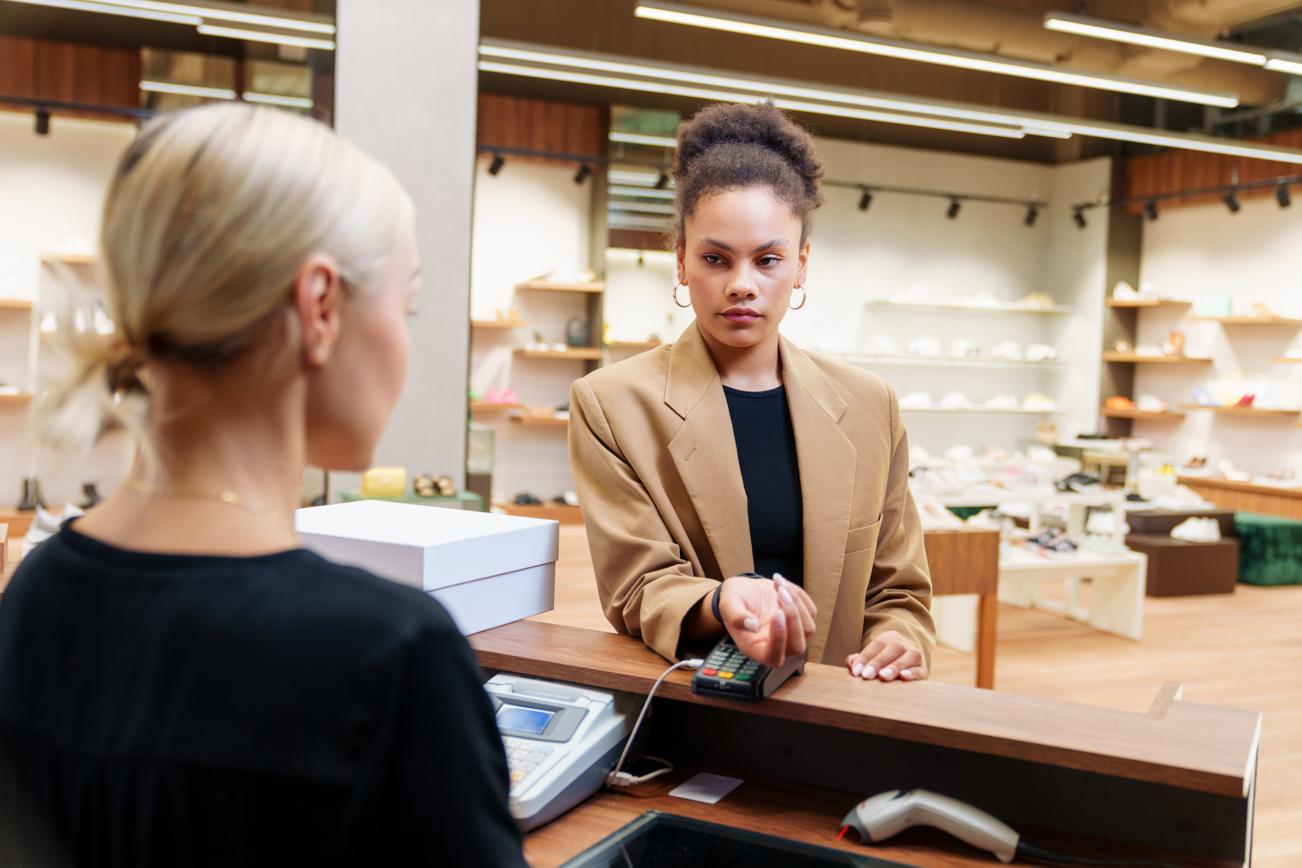 Студийные и уличные фотосессии людей. Фотограф Андрей Македонский