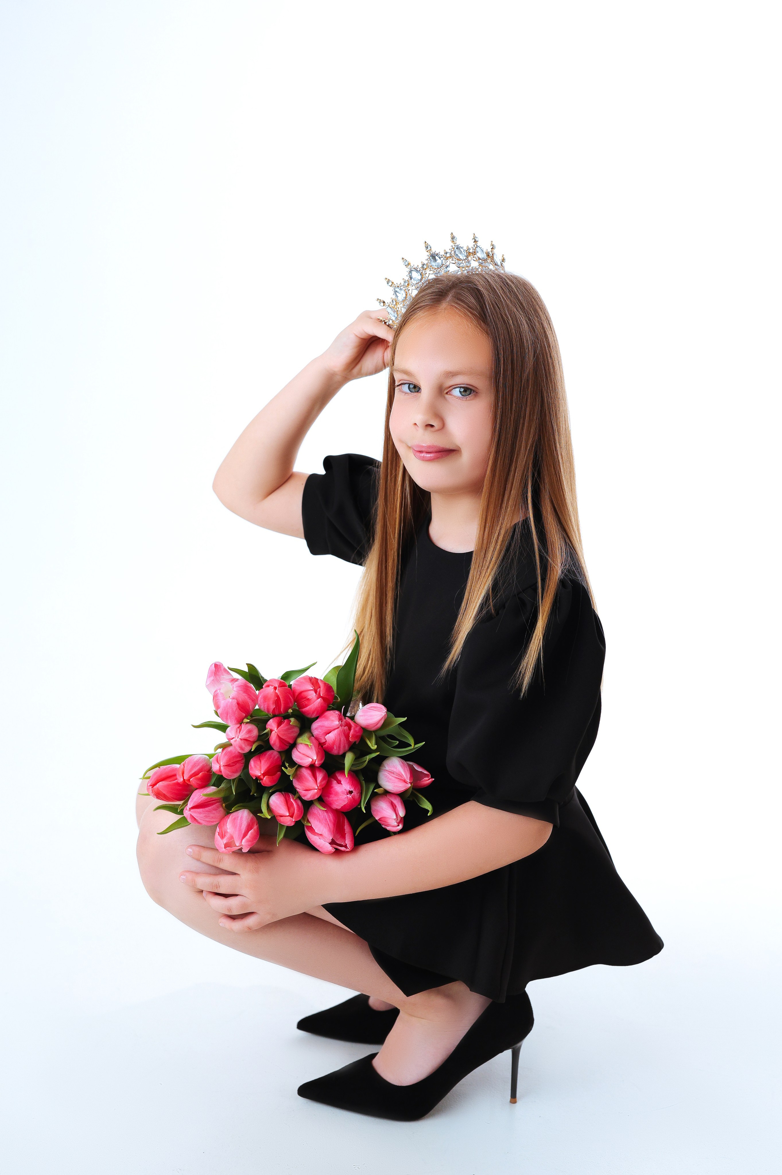 Студия MOMS. Добро пожаловать в мир моего творчества! Меня зовут Аня! Я детский и семейный фотораф!