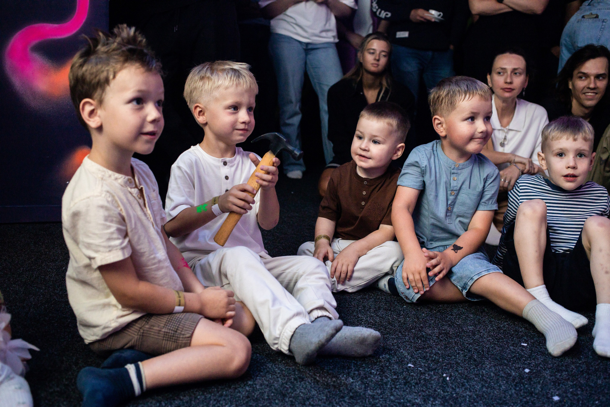 Марату 5. Фотографии с любовью