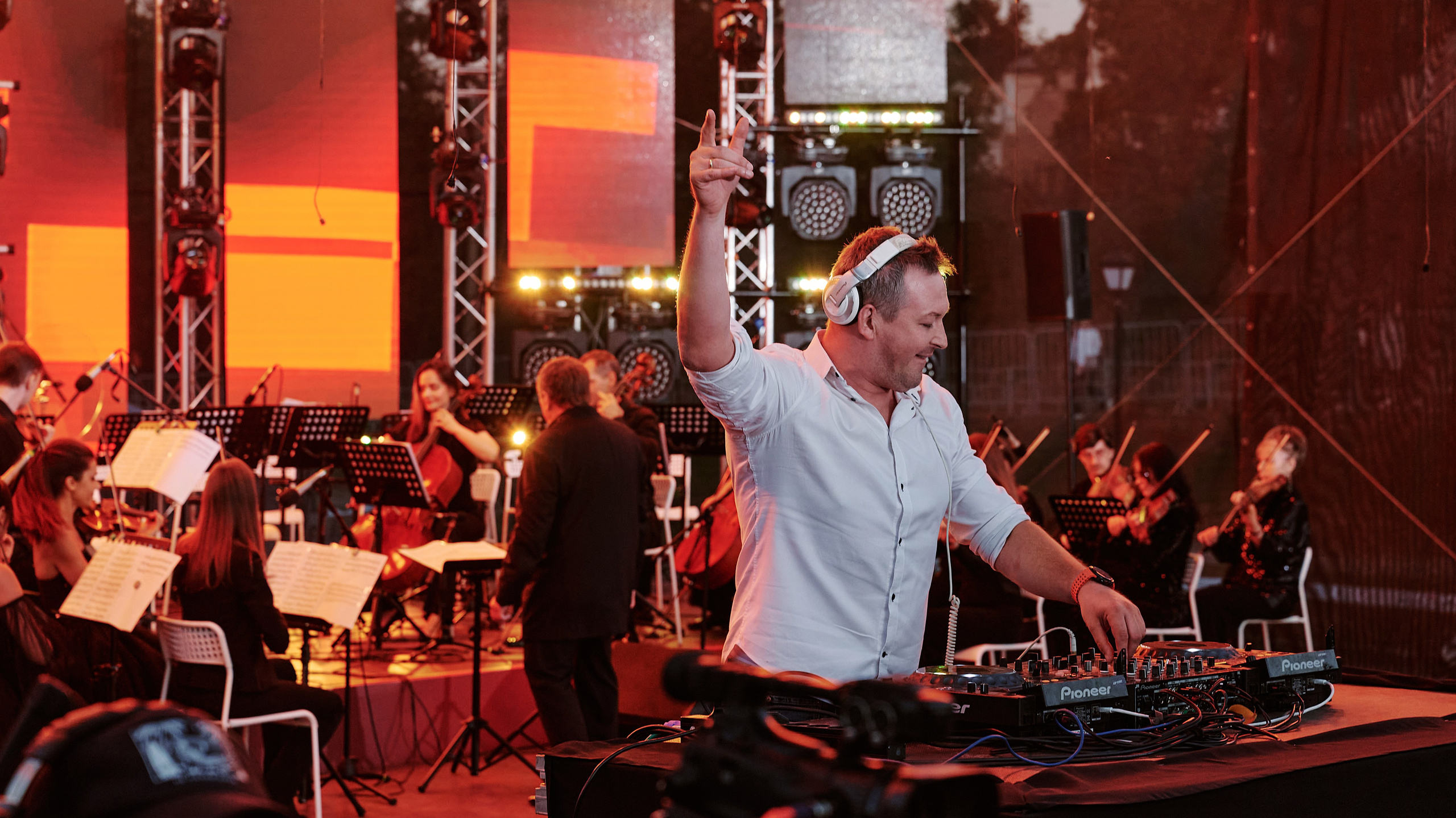 Организатор мероприятий в Рязани, режиссер праздника Рязань, праздник под ключ, заказать ведущего в Рязани. Режиссер в Рязани Ольга Синичкина