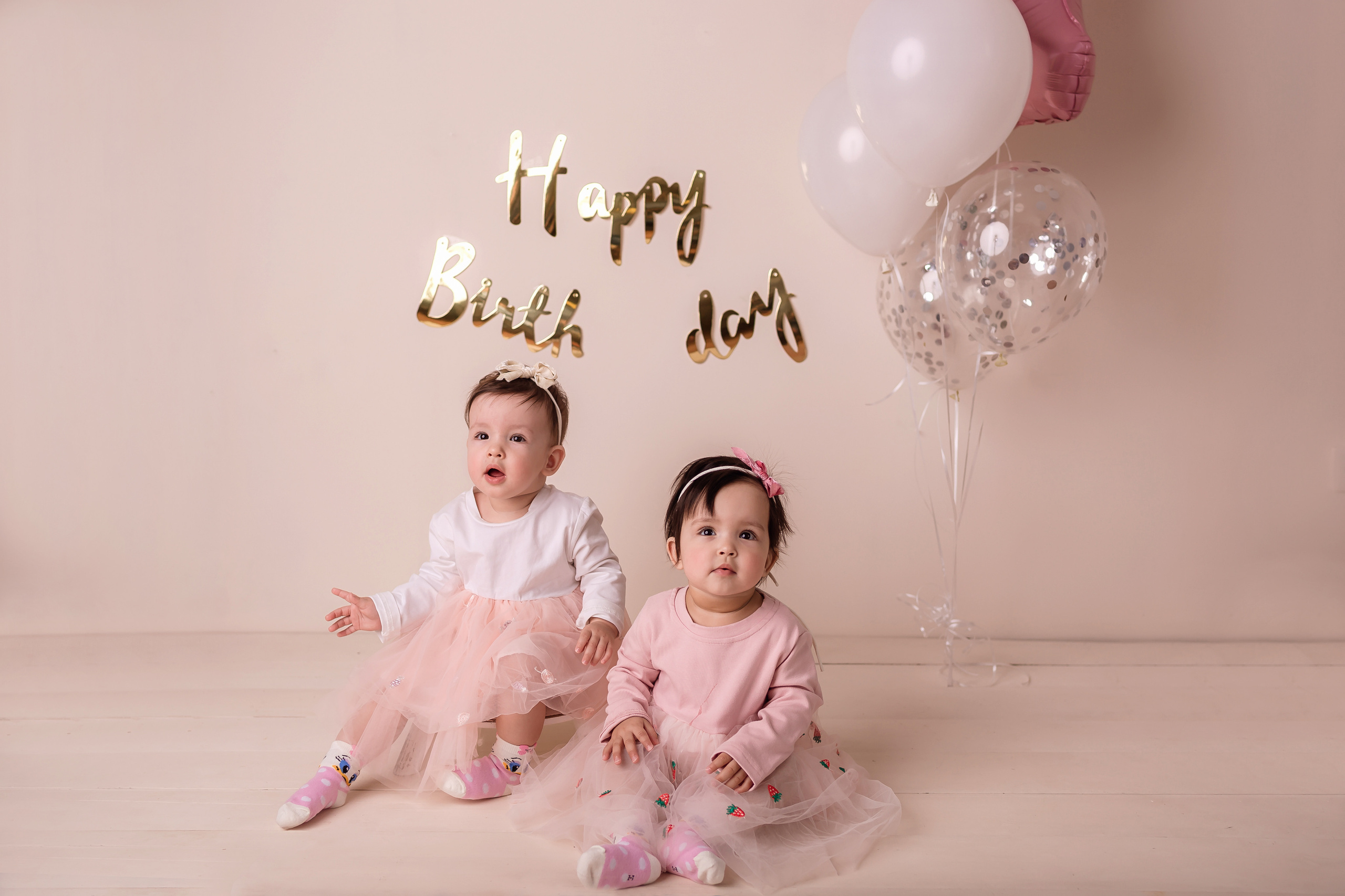 1 годик малышкам. Фотограф Новорожденных и беременности г. Тюмень