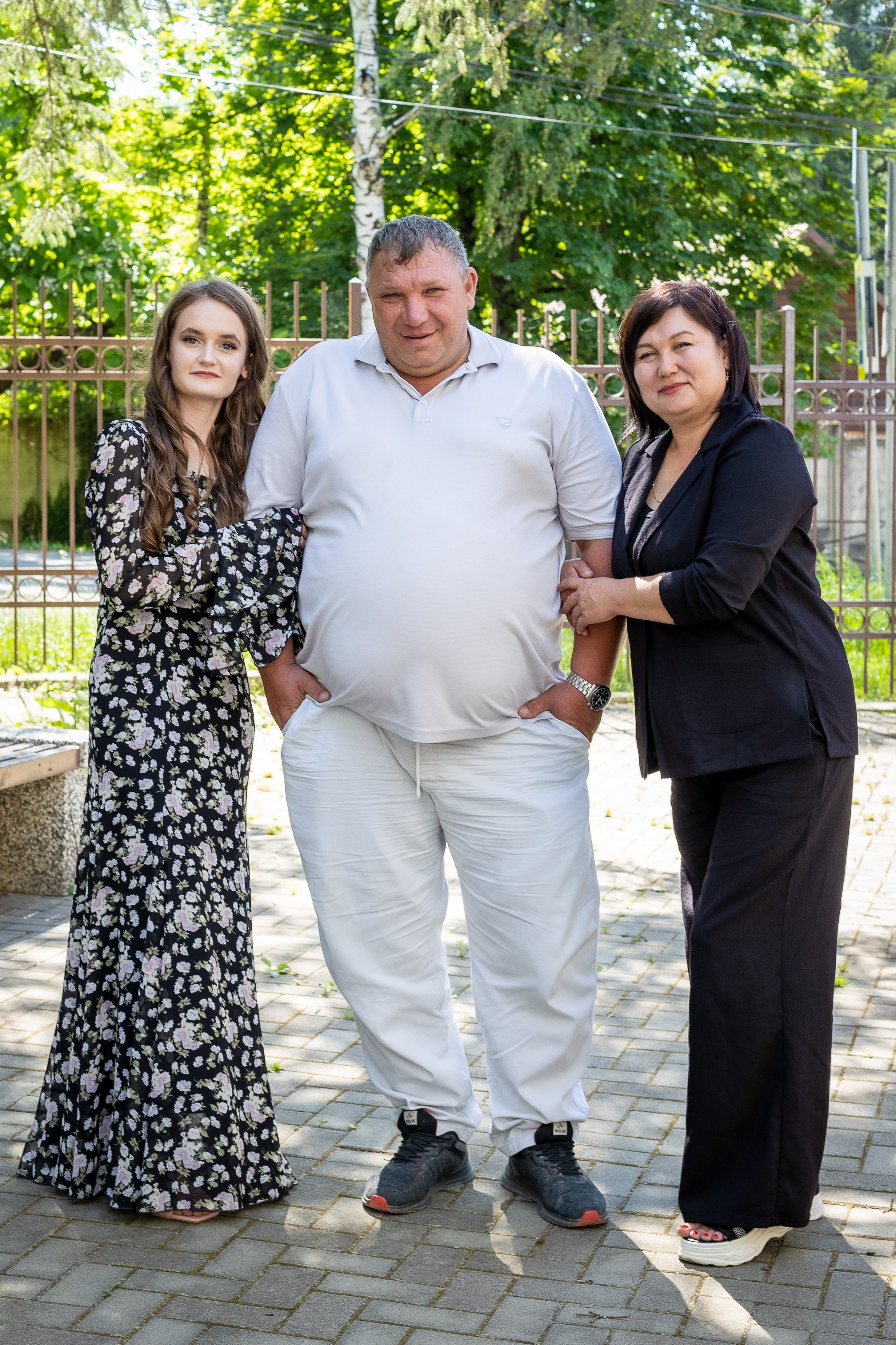 Вручение аттестата 2025. Выпускные альбомы Майкоп, Краснодар Елена Золотарева