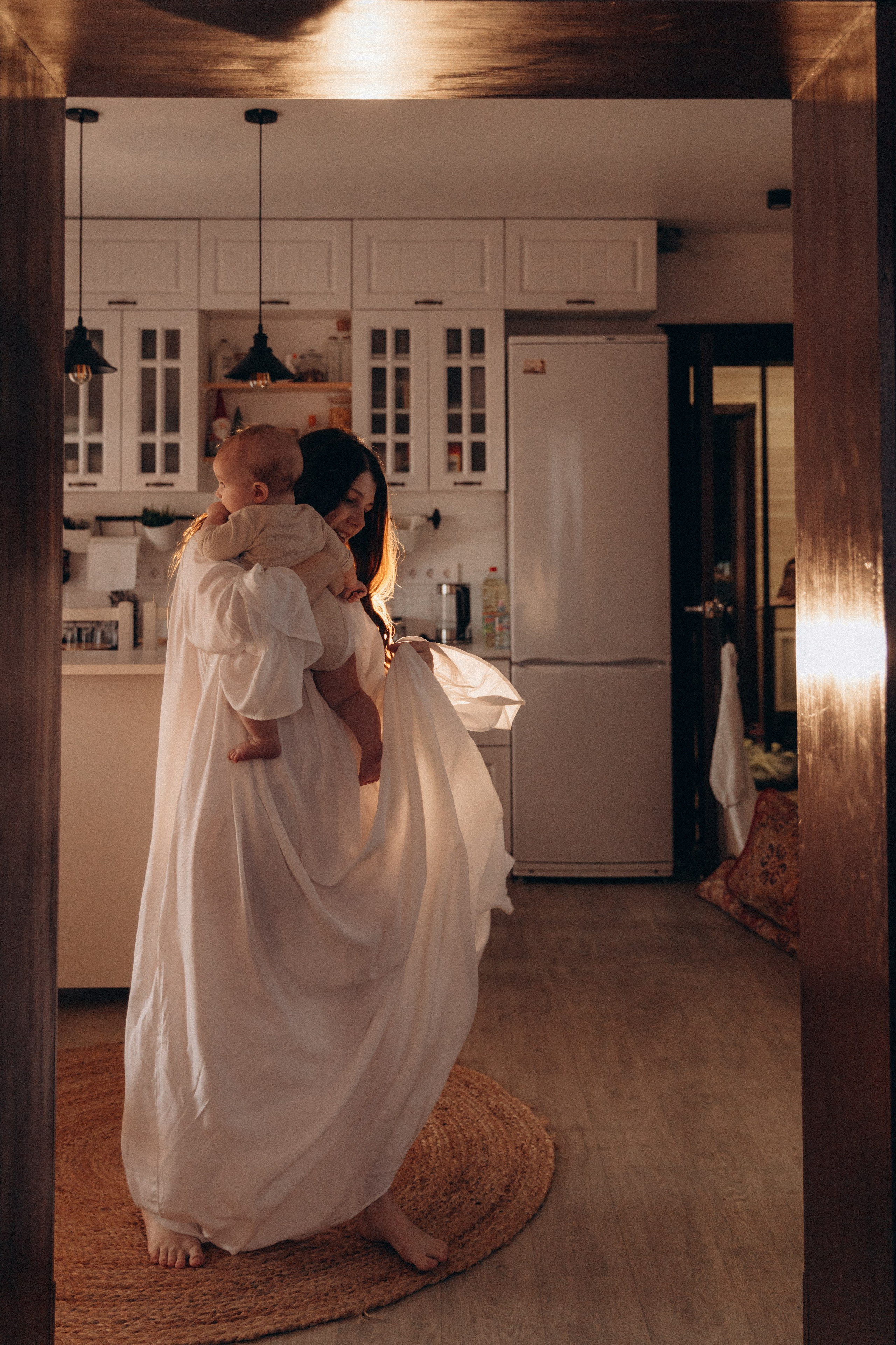 Мама и малыш, домашняя история. Фотограф Ульяна Дивина в Нижнем Новгороде и Нижегородской области