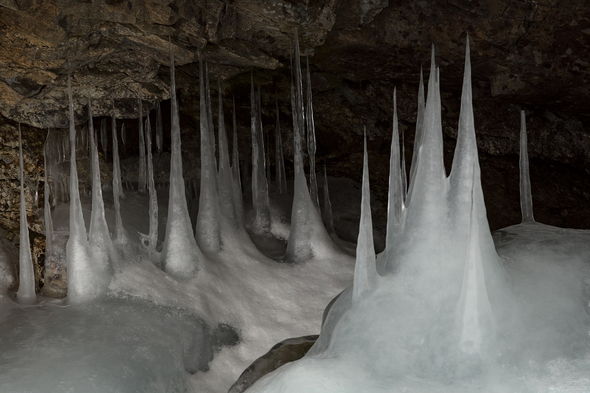 Малое море. Окрестности острова Ольхон. 082-0559